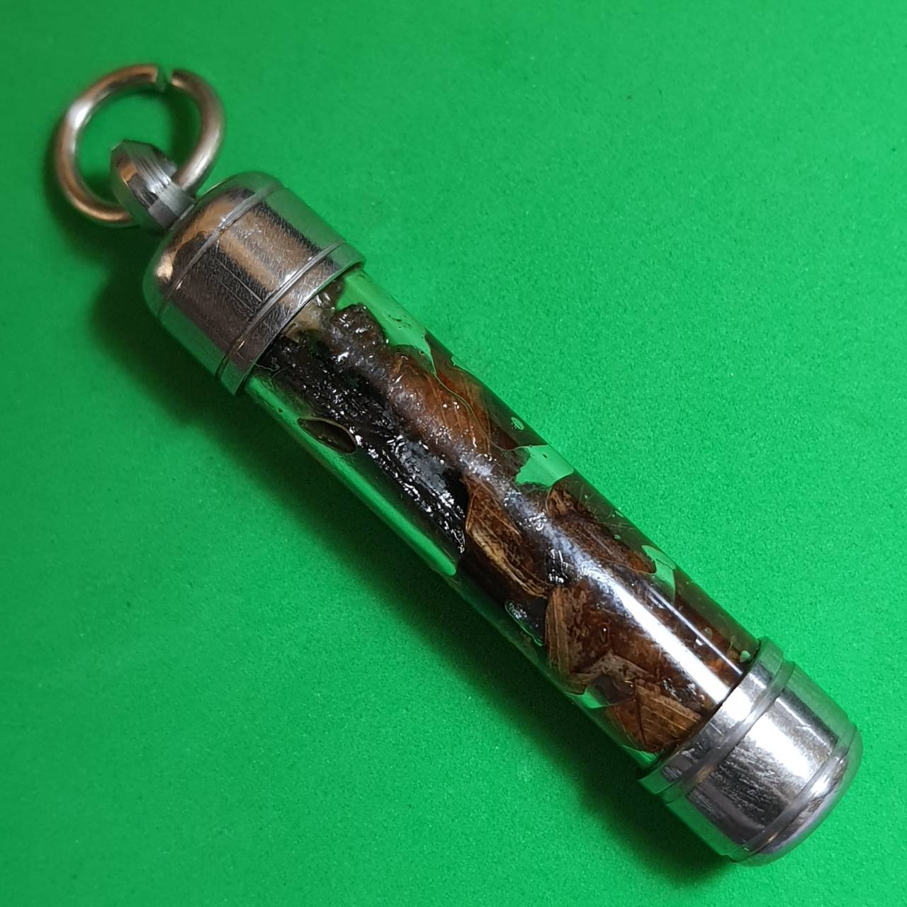 ของป้องกัน ตะกรุดว่านไก่ดำ แก้คุณไสย ป้องกันคุณไสย ต้านคุณไสย ว่านไก่ดำ ว่านลูกไก่ดำ ตะกรุดแท้ ตะกรุดของแท้