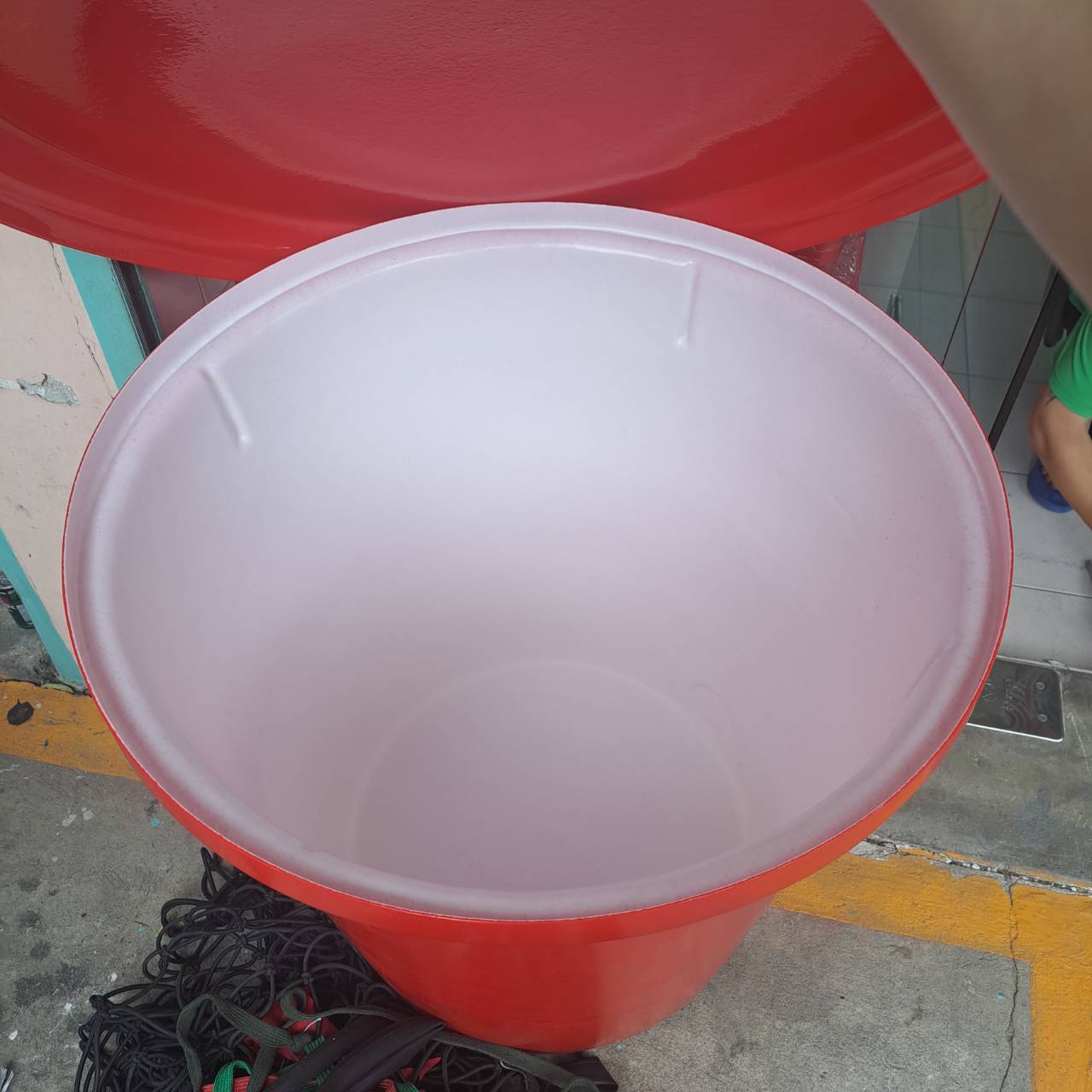 ถังกลมปากกว้าง R200/8