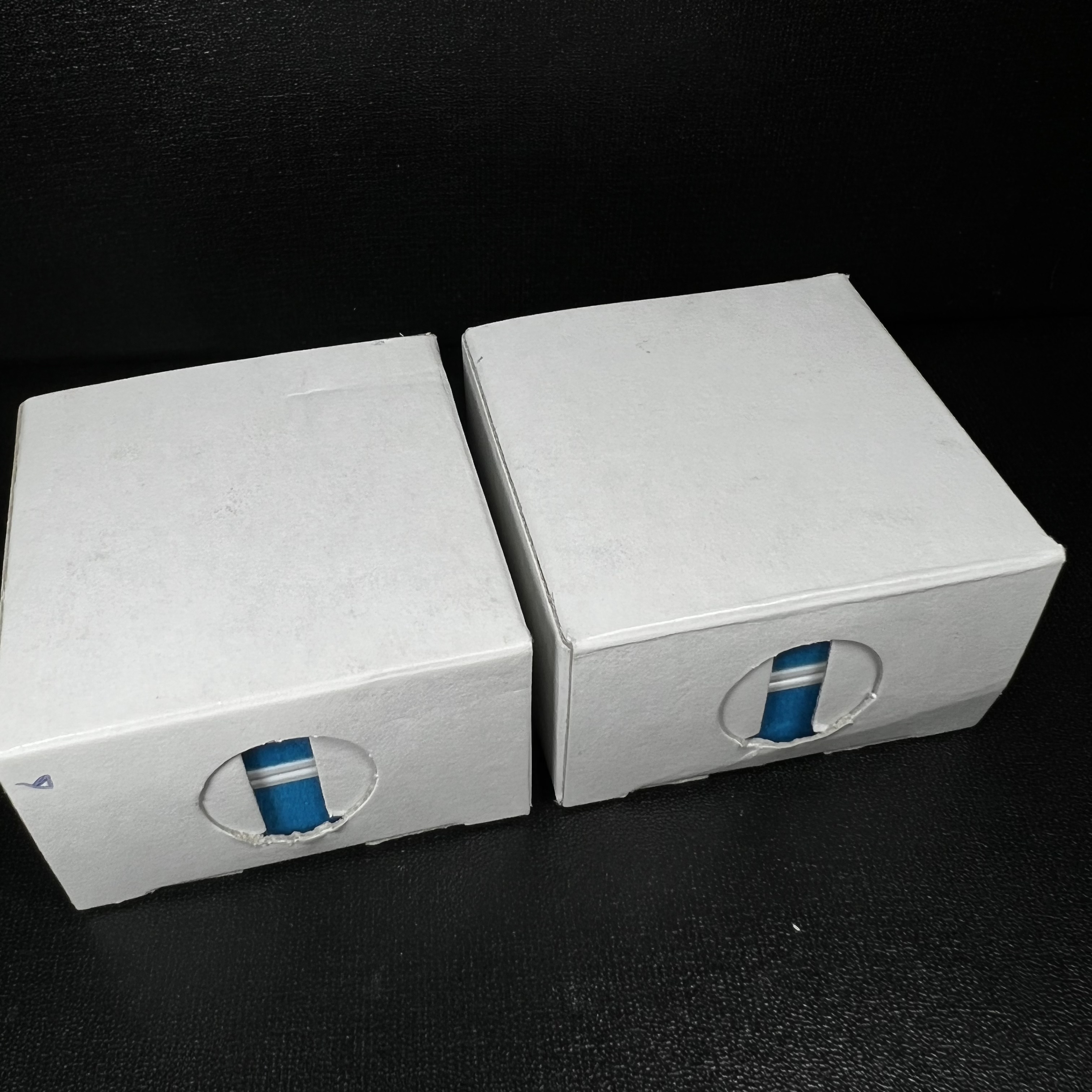 พระกำลังแผ่นดิน พระราชทาน วัดบวรนิเวศวิหาร ปี2539 พิมพ์เล็กหน้ากากเงิน (ในหลวง รัชกาลที่ 9 พระราชทานมวลสารจิตรลดา)นิยมหายาก