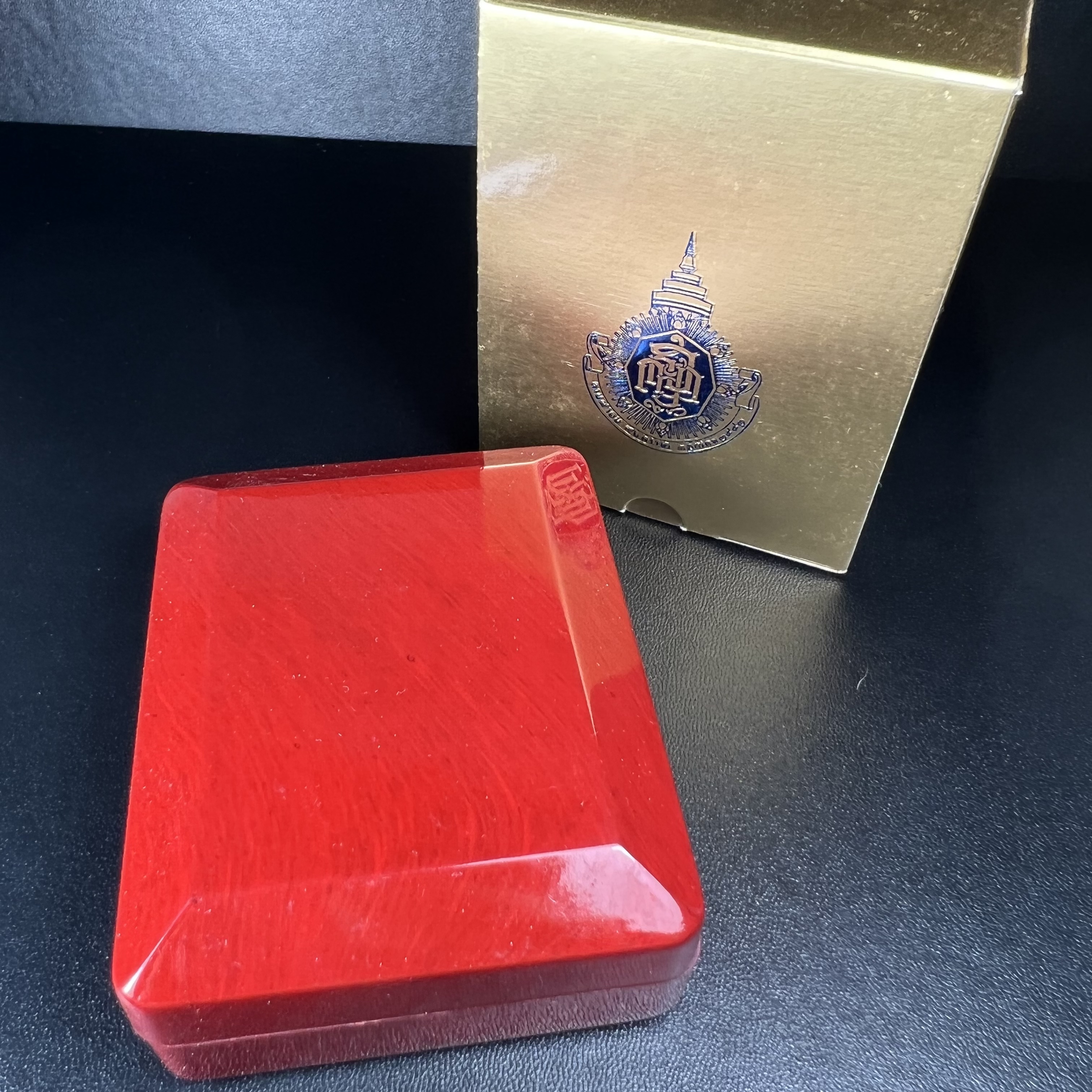 พระกริ่ง 8 รอบ ญสส. 96 พรรษา สมเด็จพระญาณสังวร สมเด็จพระสังฆราช สกลมหาสังฆปรินายก วัดบวรนิเวศวิหาร ปี 2552 เนื้อนวโลหะเต็มสูตรแก่ทองคำ(1 ใน 2999 องค์)