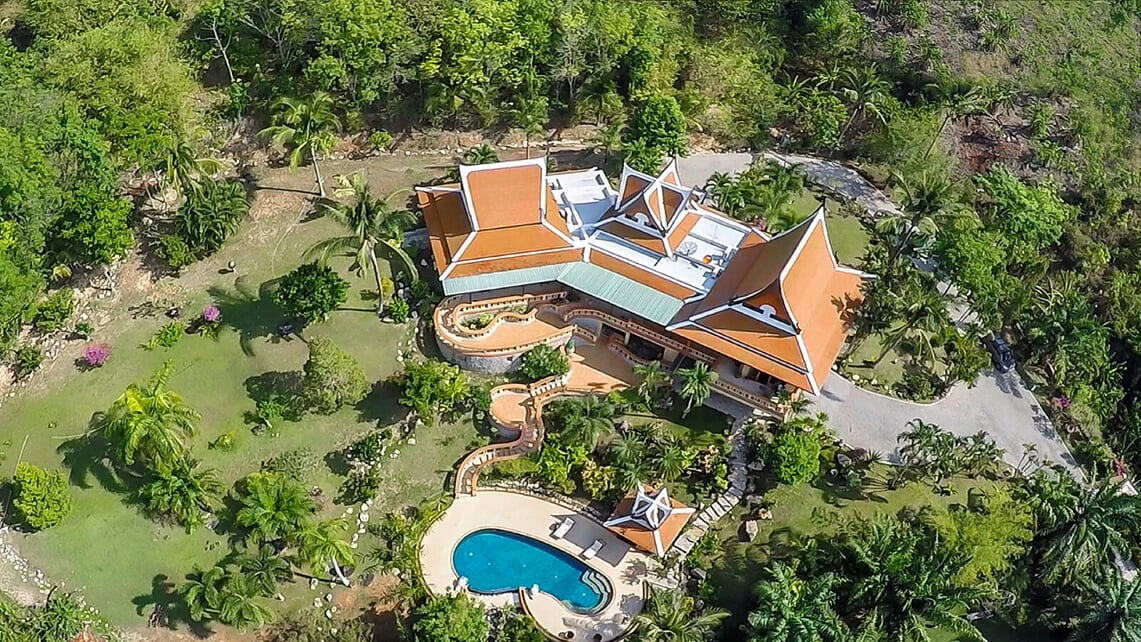 For Rent : Layan Beach Luxury Thai-Style Villa, 7 bedrooms 8 bathrooms