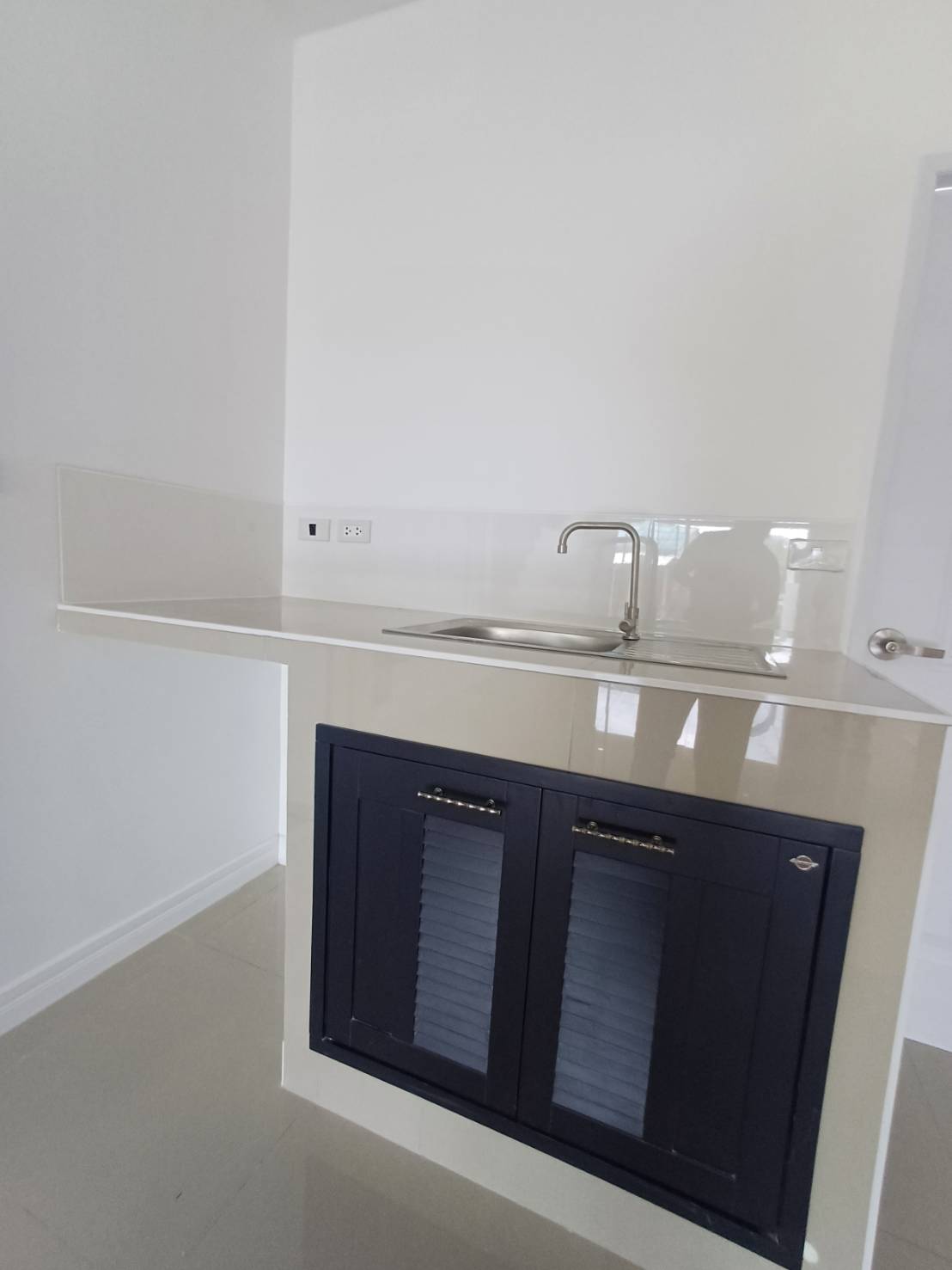 For Sale : Pakhlok, 2-story townhouse Minimal Classic style, 3 bedrooms 3 bathroom