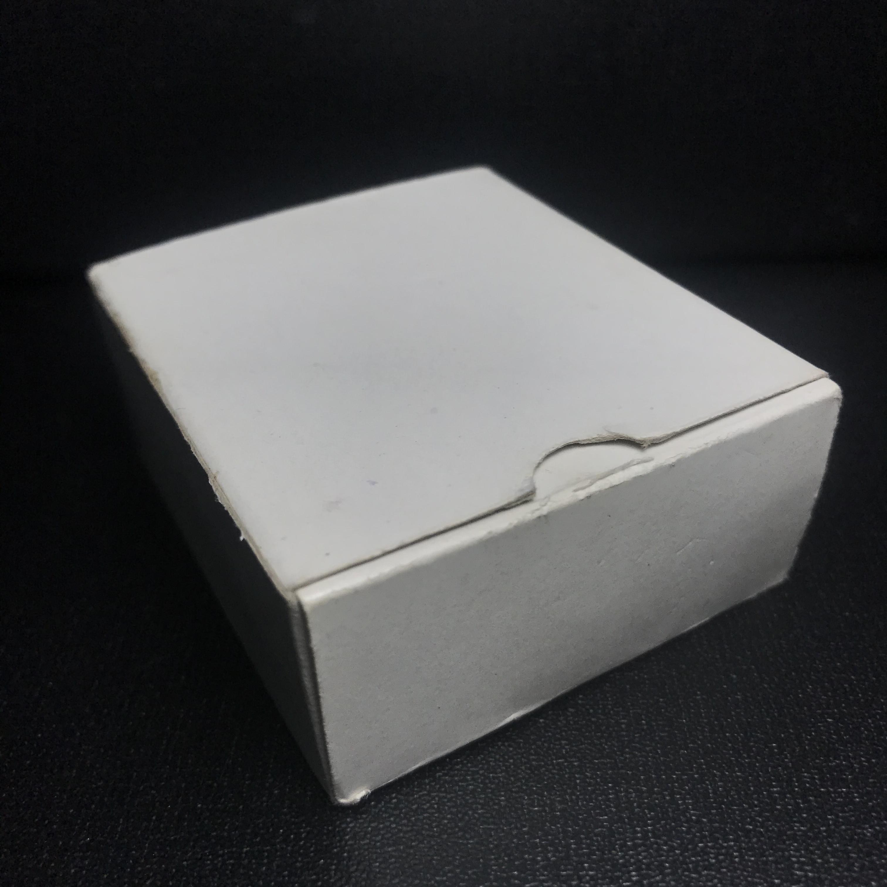 พระกริ่งพระพุทธชินสีห์ ภปร ทันโตเสฏโฐ ปี 2533 เนื้อเงิน (วัตถุมงคลหนึ่งเดียวที่บรรจุพระทนต์(ฟัน)ในหลวงรัชกาลที่9 พระราชทานให้จัดสร้าง)(1ใน1999องค์)