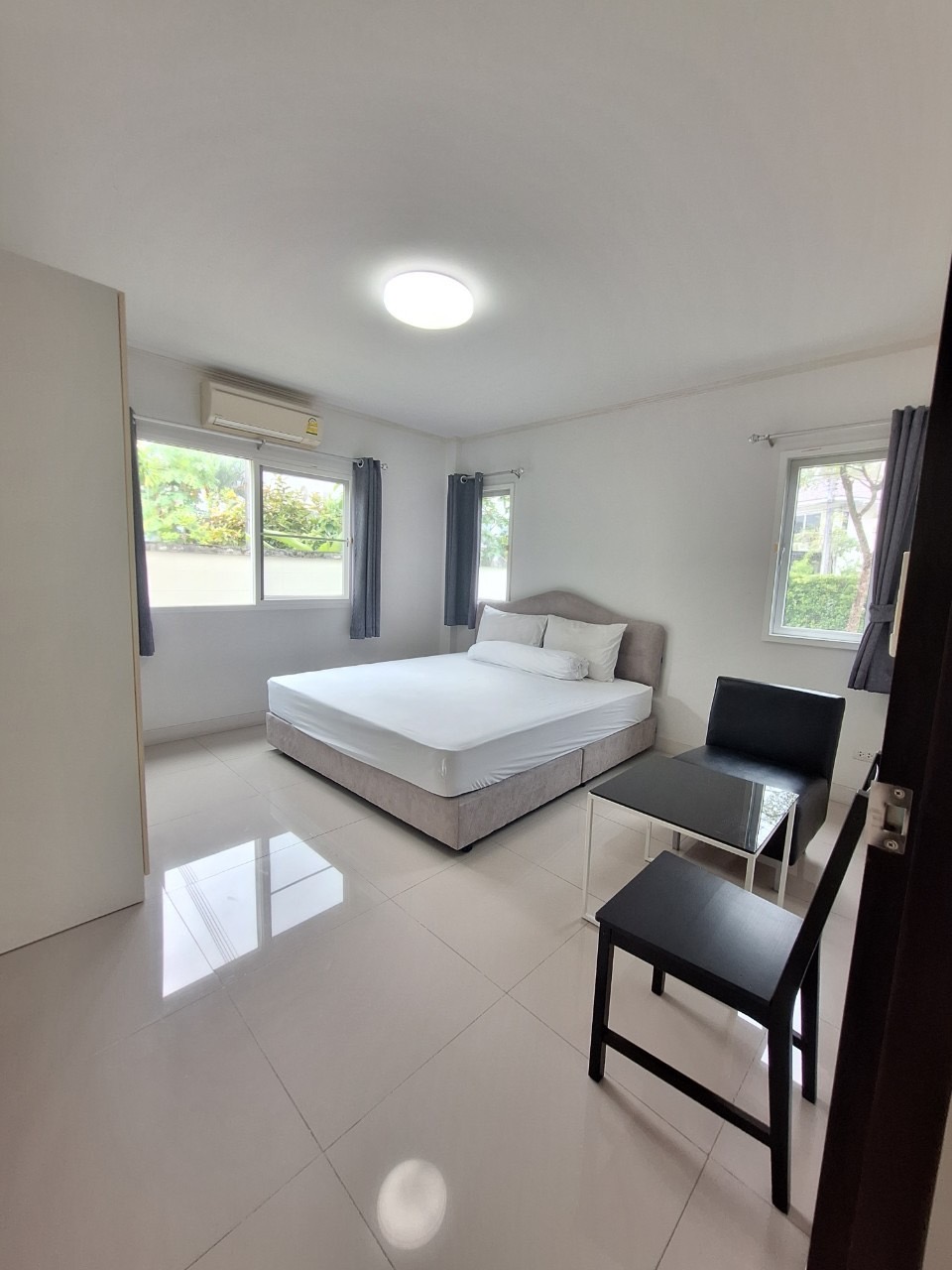 For Rent : Kohkaew, 2-story detached house, 4 Bedrooms 3 Bathrooms