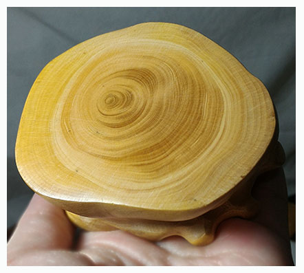 ฐานหรือกี๋ไม้boxwood เล็กๆ อันละ