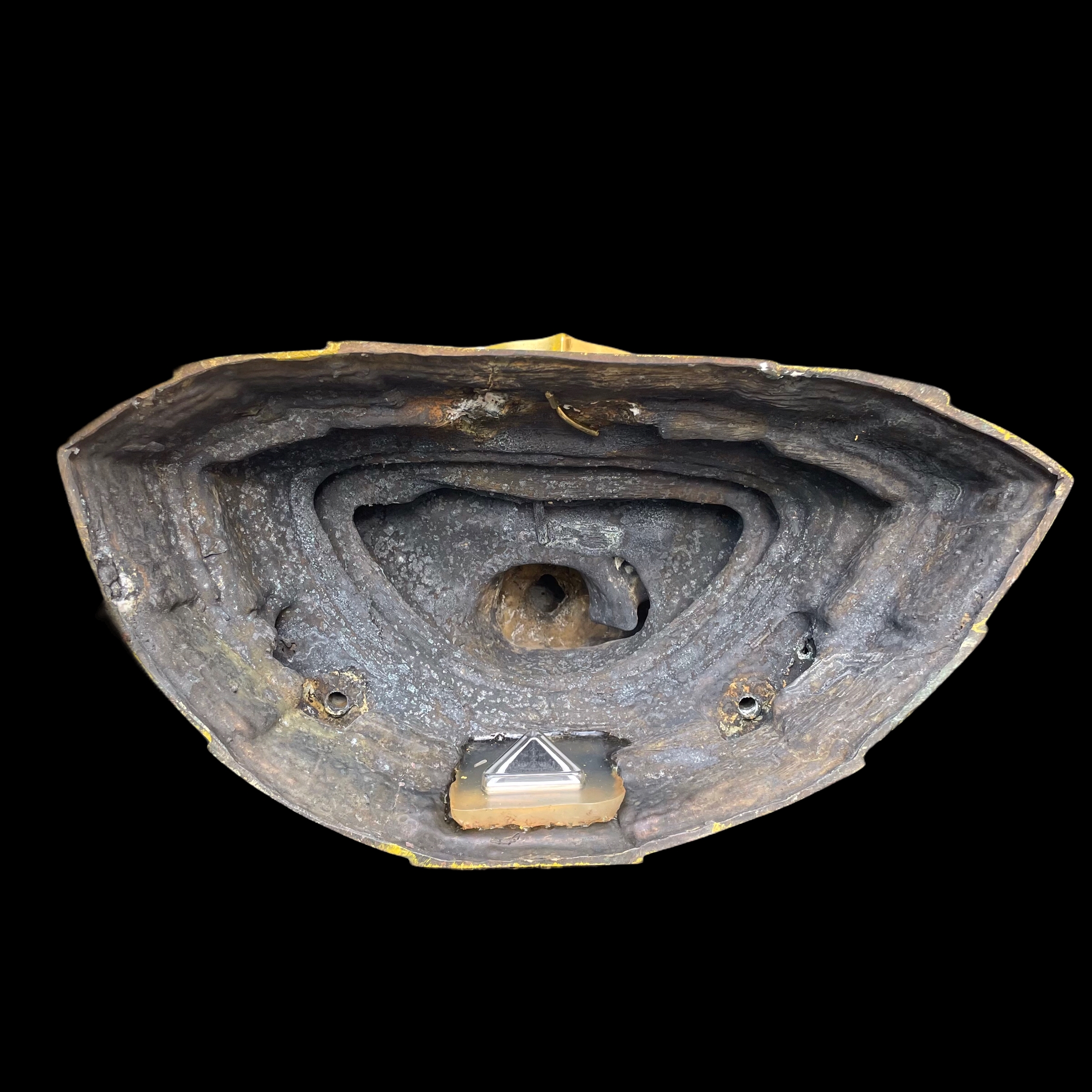 พระพุทธชินราช(จำลอง)ภปร. 84พรรษา เนื้อโลหะ ลงรักปิดทอง 100% ขนาดหน้าตัก 9 นิ้ว(ใต้ฐานบรรจุพระพุทธชินราชเนื้อผงพระราชทานมวลสาร จิตรลดาและเส้นพระเจ้า(เส้นผม))