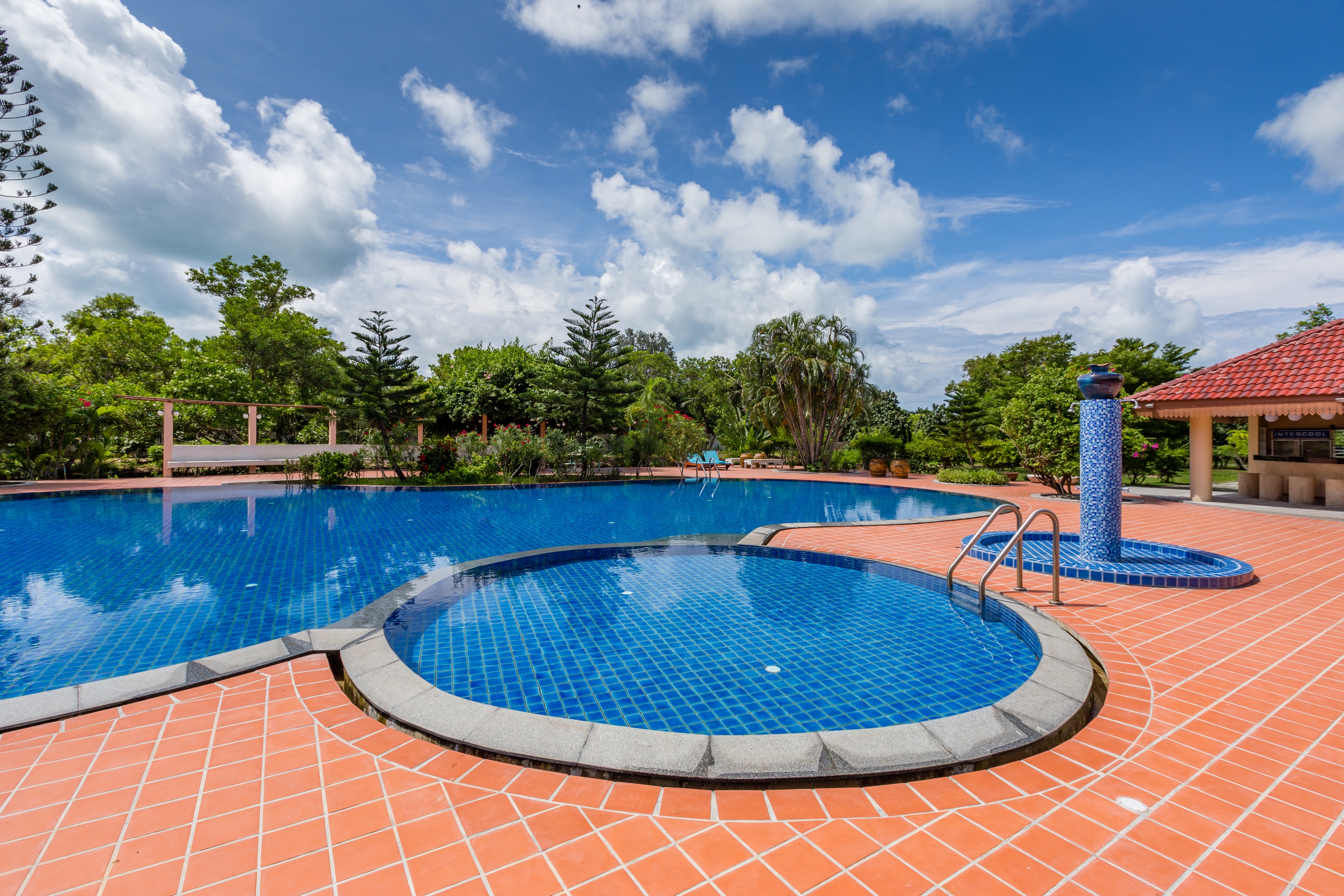 For Rent : Rawai, Seafront Pool Suite, 3 Bedroom 2.5 Bathroom