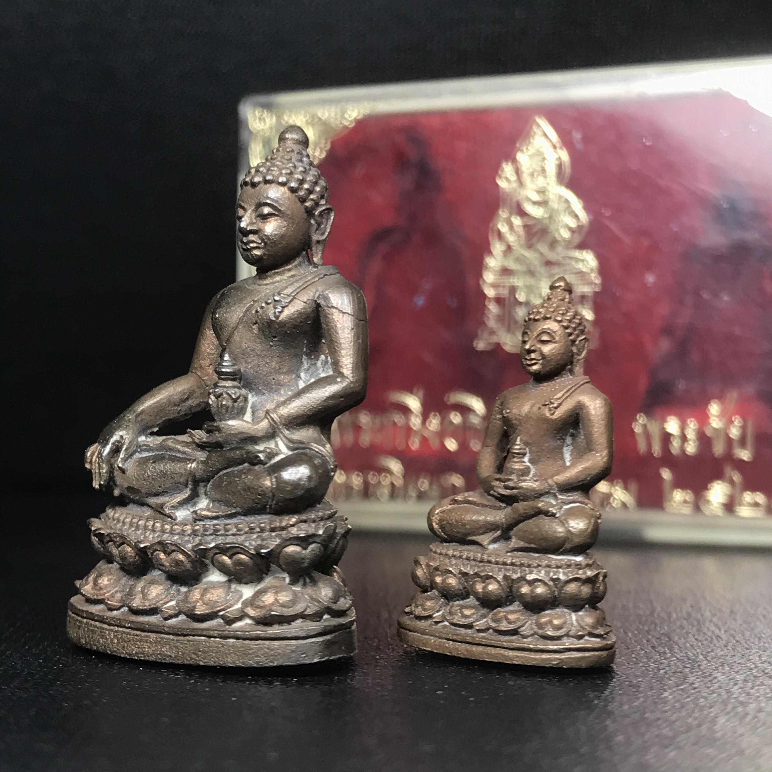 พระกริ่ง-พระชัยวัฒน์อธิบดี ปี2525 ของดีอัยการ (มีไว้บูชาเลื่อนยศเลื่อนตำแหน่งทุกท่าน)(1ใน 2525 ชุด)