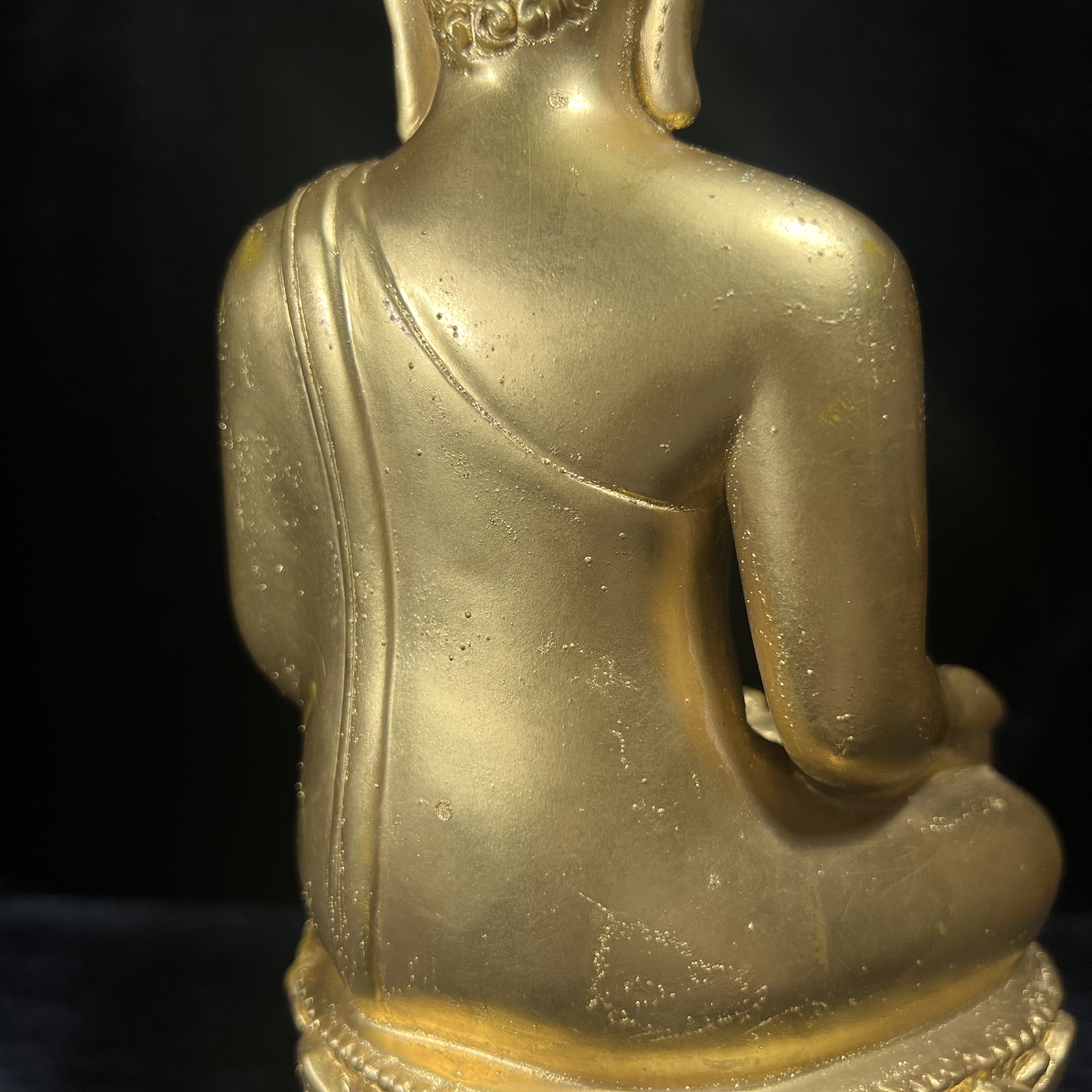 พระบูชาไพรีพินาศ วัดบวรนิเวศวิหาร ปี2538 จัดสร้างโดยสถาบันเทคโนโลยีพระจอมเกล้าพระนครเหนือ พุทธาภิเษก ณ อุโบสถวัดพระแก้ว ขนาดหน้าตัก 5 นิ้ว ทองเหลืองปิดทอง บรรจุแผ่นเงินจารโดยสมเด็จพระสังฆราช (ตอกโค๊ตหมายเลข(สจพ 309) (พระดี พิธีใหญ่)1 ใน 348 องค์ หายาก