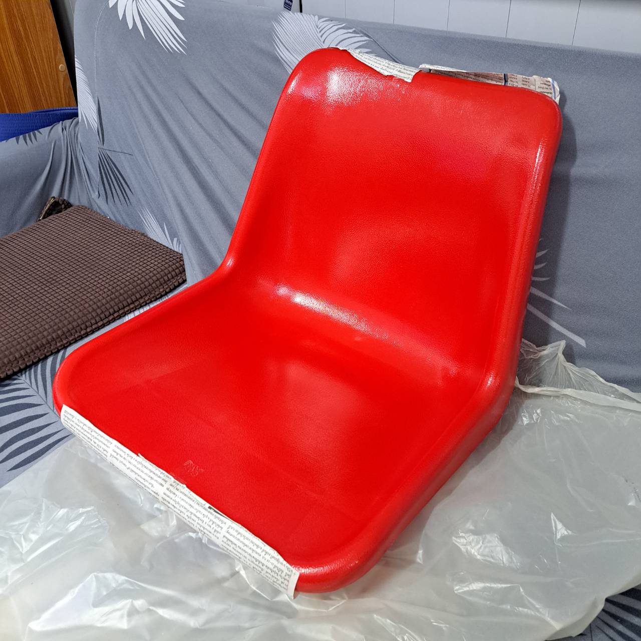 เปลือกเก้าอี้แถวโพลี