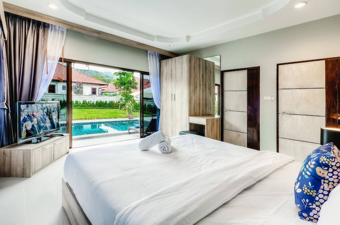 For Rent : Cherngtalay, Private Pool Villa near Blue tree Phuket, 3 bedrooms 2 bathrooms