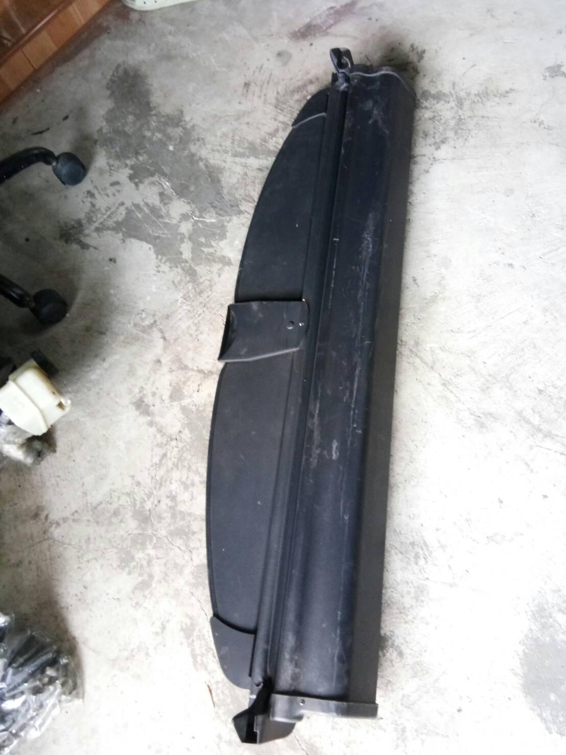 ม่านท้ายBENZ W204