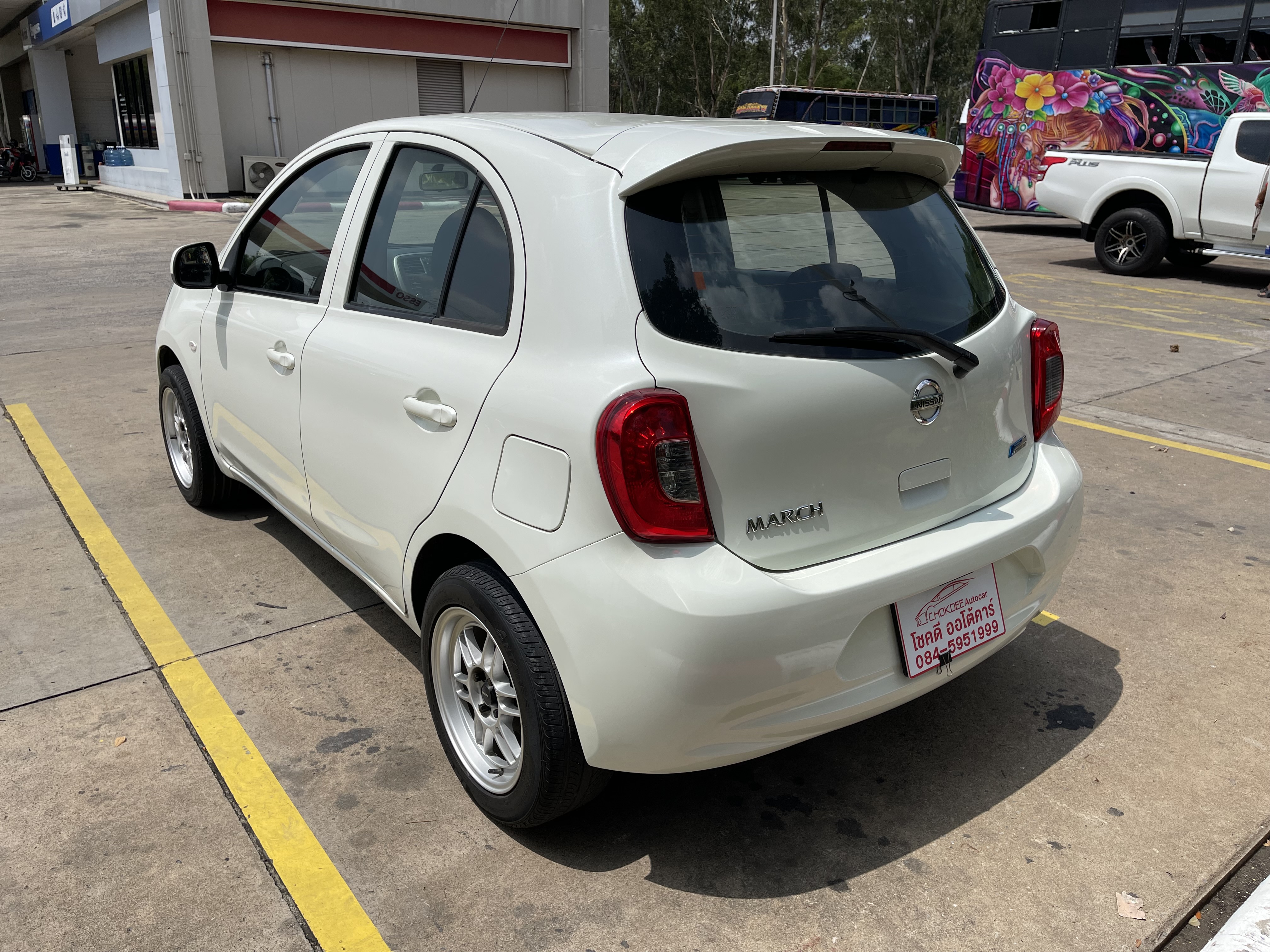 Nissan March 1.2 E At 2014 ขาวมุก