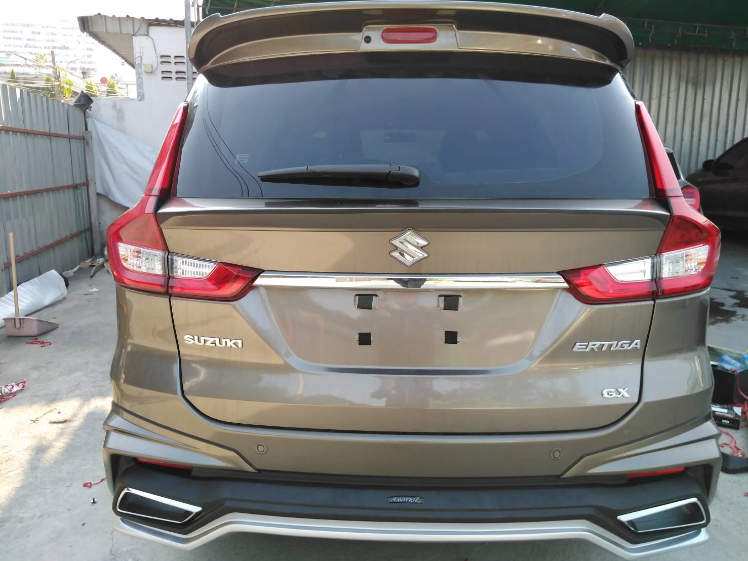 Suzuki Ertiga 2019 V.1 with custom grille bodykits by Amotriz