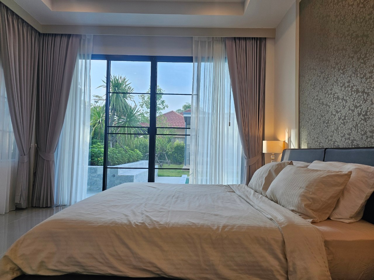 For Rent : Thalang, Private pool villa modern luxury style, 2 Bedrooms 3 Bathrooms