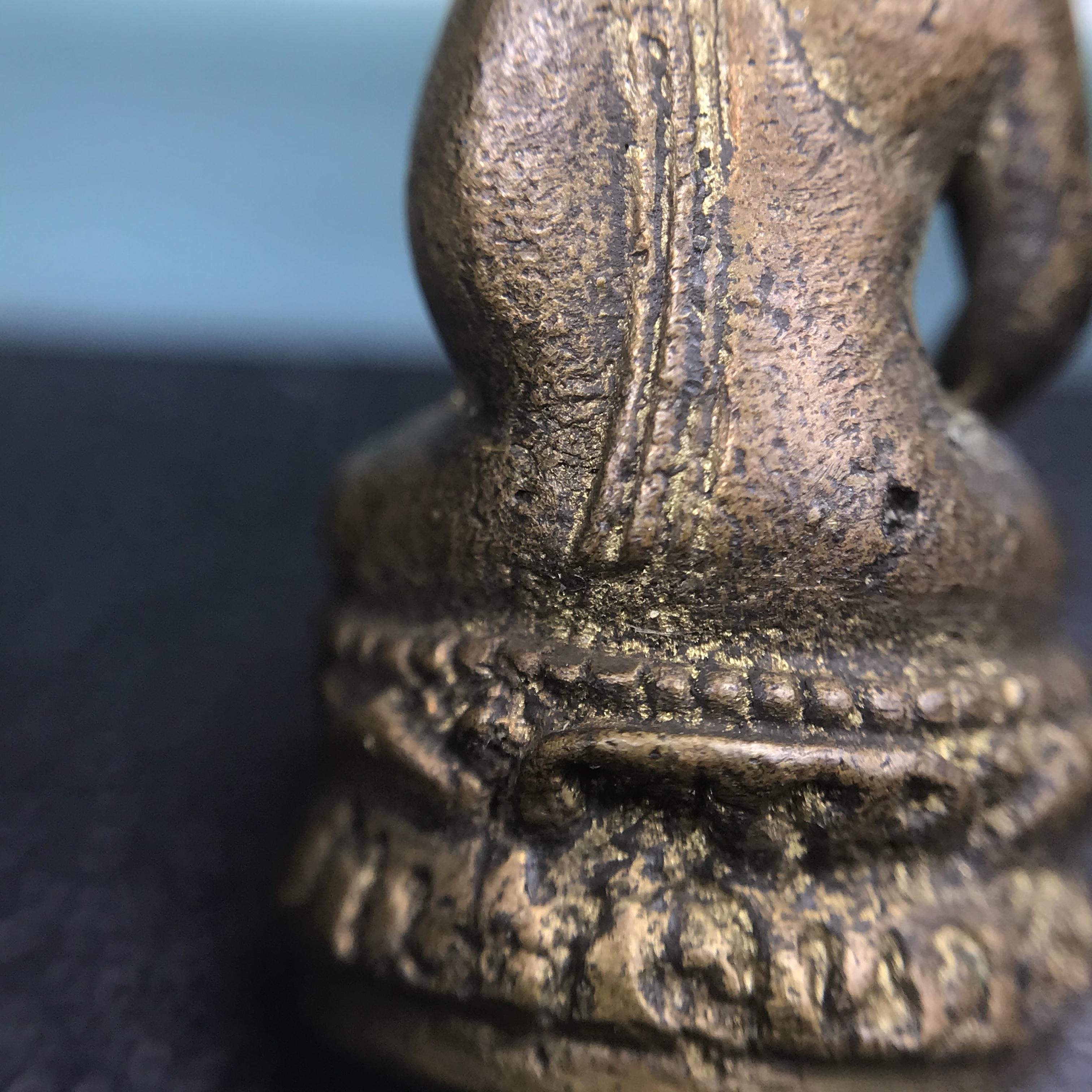 พระกริ่งไพรีพินาศ วัดบวรนิเวศ ปี2530 เนื้อทองผสม ที่ระลึกครบรอบ30ปี ธนาคารทหารไทย (มีส่วนผสมของชนวนเก่าของไพรีพินาศรุ่นแรก)อานุภาพยิ่งใหญ่ กำราบศัตรูพ่ายสิ้น พระไพรีพินาศ