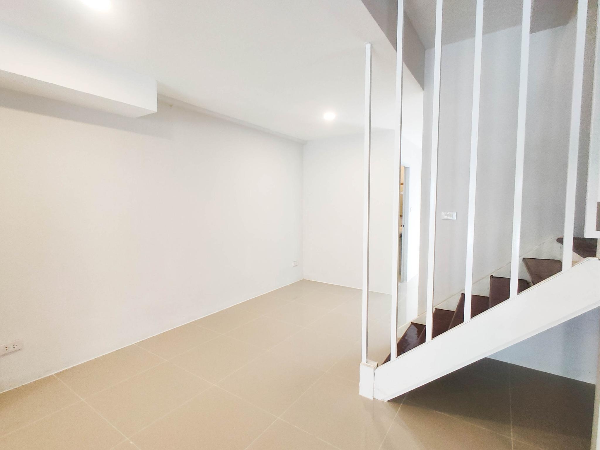 For Sales : 2-Storey Town House@Bann Chalongsuk, 2 bedrooms 3 bathrooms