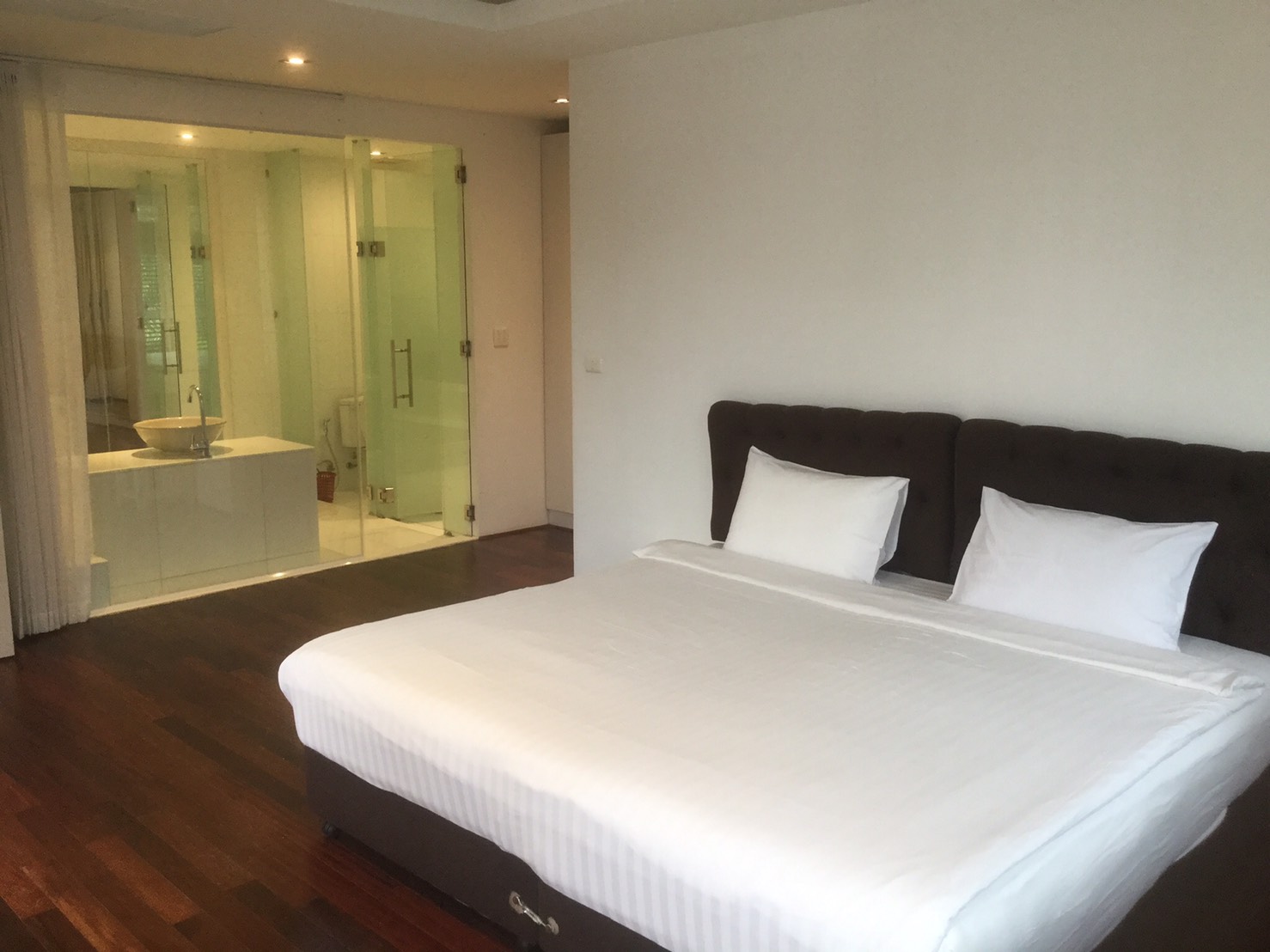 For Rent : Kohkaew, Modern House with Swimming Pool, 4 bedroom 5 bathroom