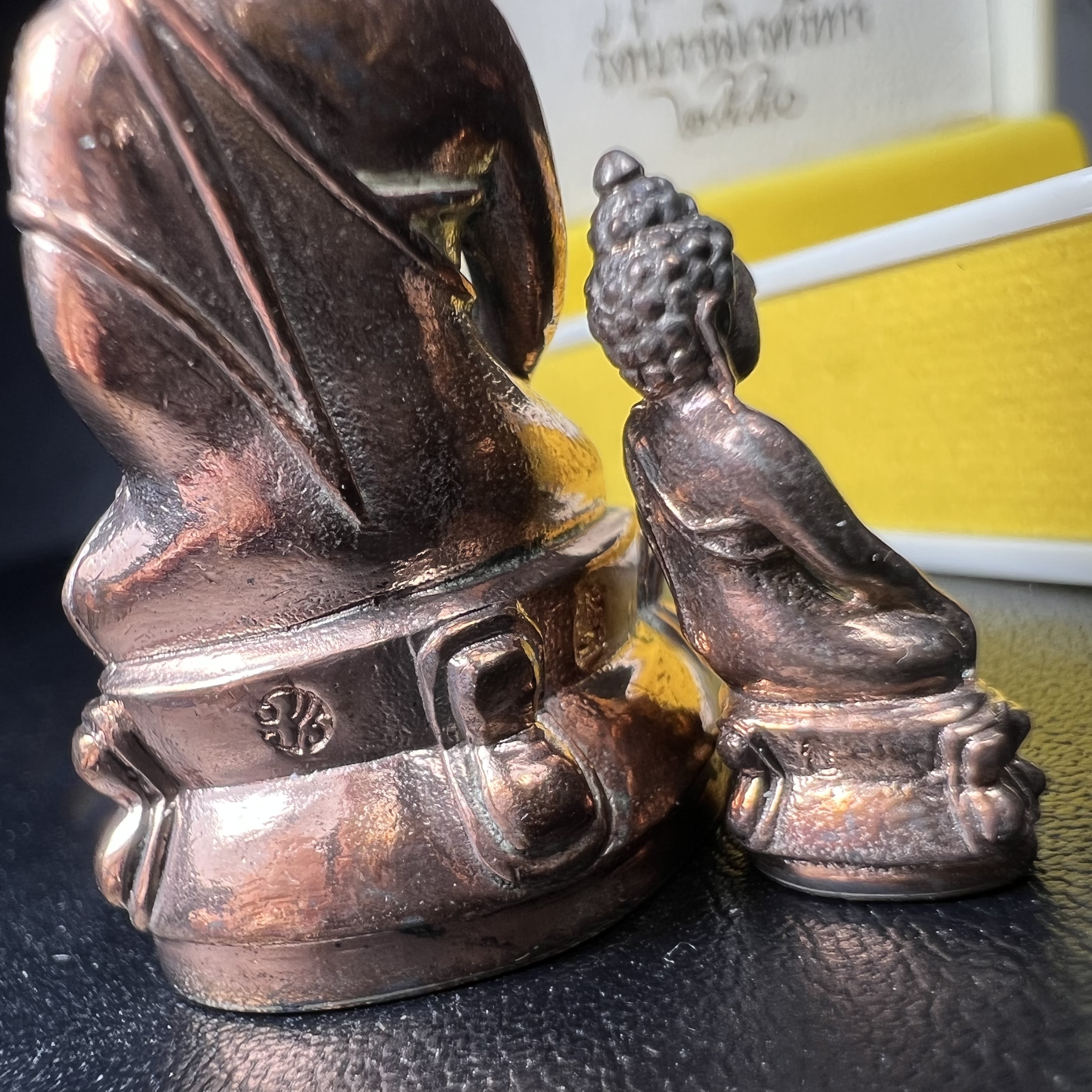 พระกริ่ง-พระชัยวัฒน์ ภ.ป.ร. มหามงคลทรงเจริญพระชนมพรรษา 80 พรรษาและ 90 ปี แห่งการสถาปนาจุฬาลงกรณ์มหาวิทยาลัย พิธีพุทธาภิเษก ณ วัดบวรนิเวศวิหาร ปี2550 เนื้อนวโลหะ(ทองชนวนพระกริ่งเป้งย้ง หลวงปู่โต๊ะวัดประดู่ฉิมพลี ทองชนวนกริ่งรุ่นเก่าที่สำคัญของวัดบวร)