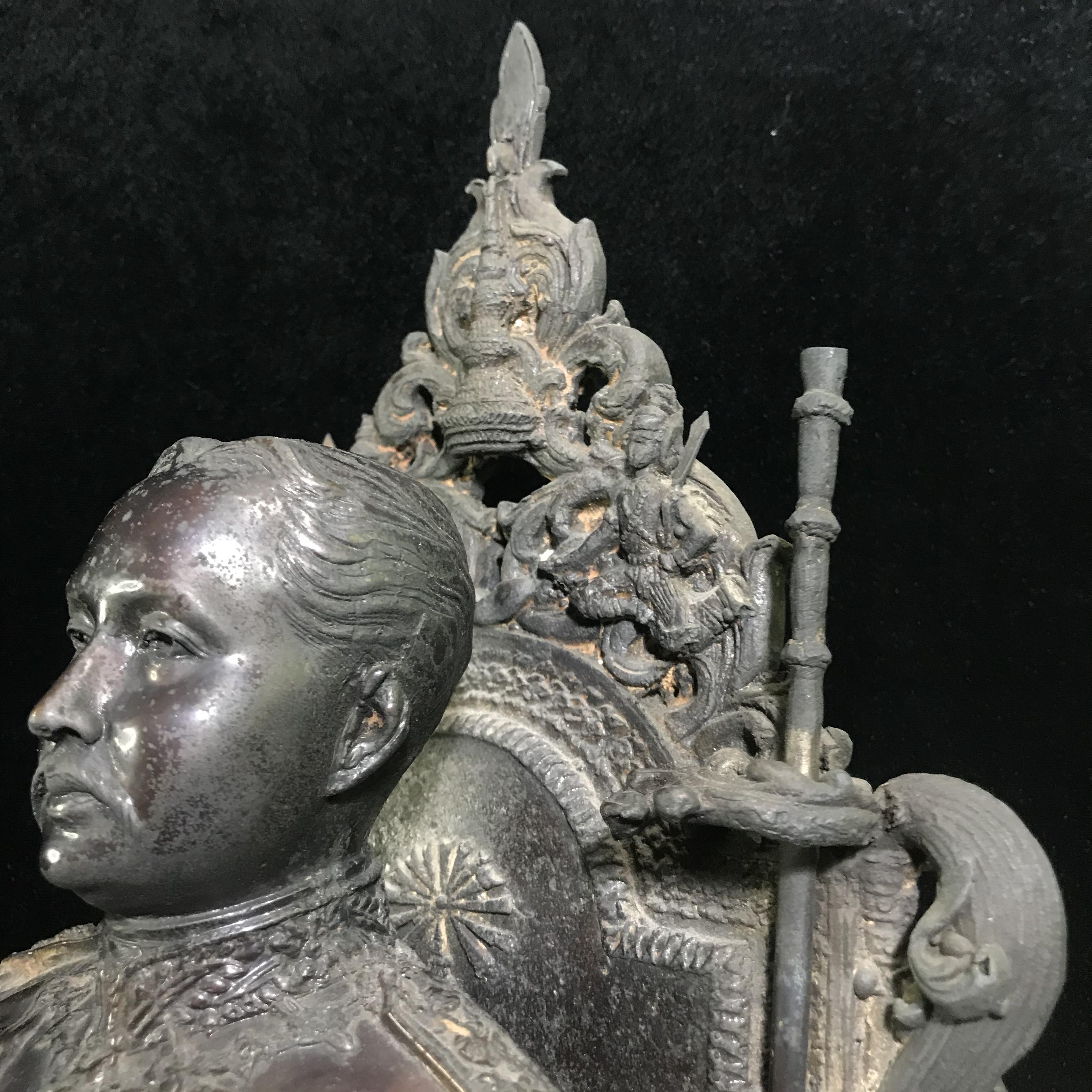 พระบรมรูปจำลองรัชกาลที่5 ครบ99ปี โรงเรียนนายร้อย จปร. จ.นครนายก ปี2529(ในหลวงร.9เสด็จในพิธี)