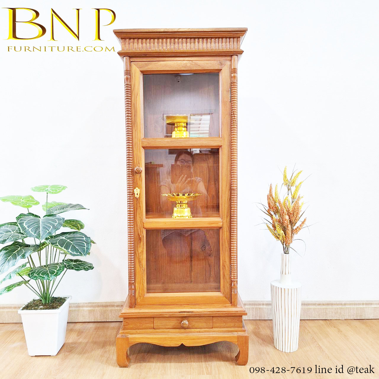 ตู้โชว์ รุ่ม ปทุมมา