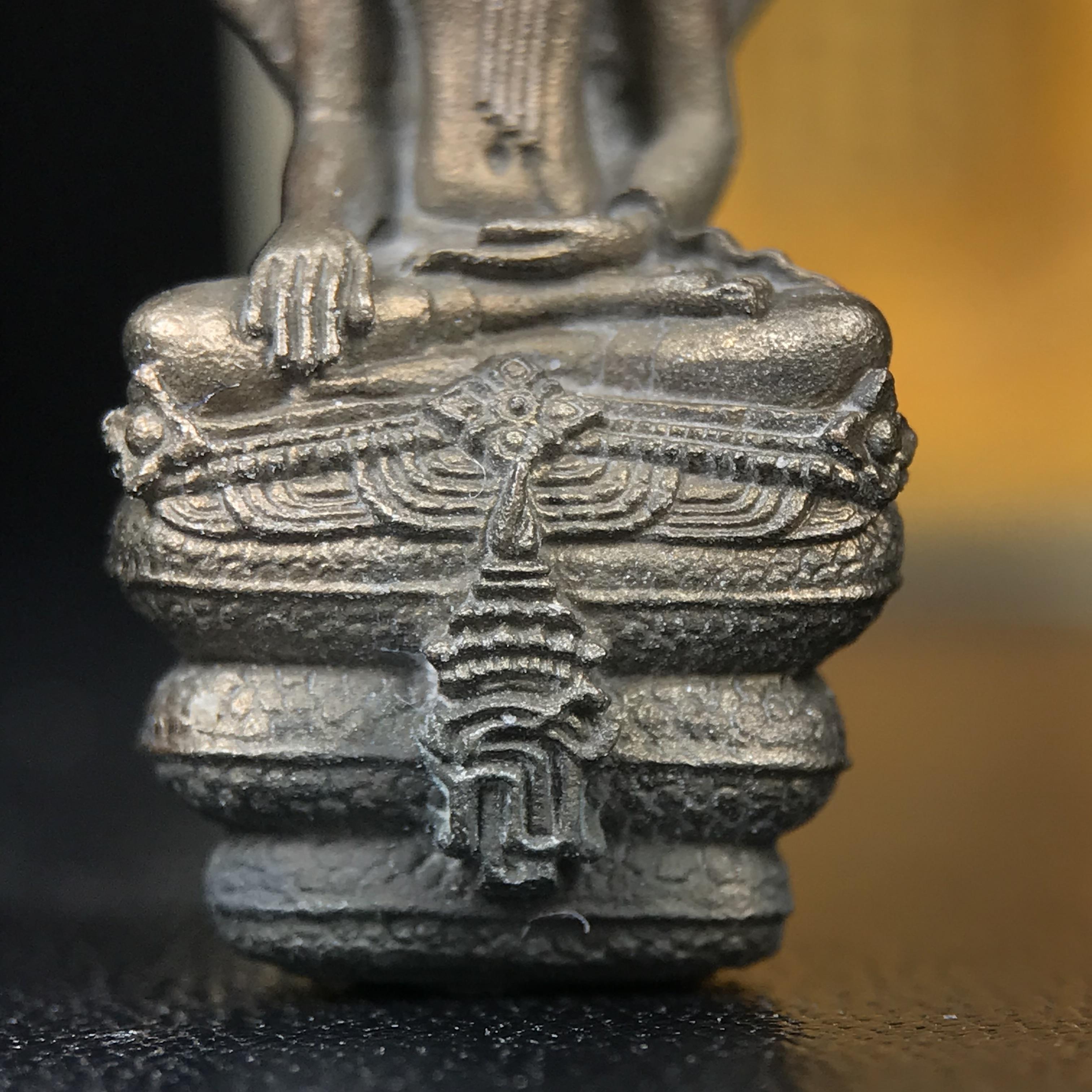 พระพุทธรูปนาคปรกปางมารวิชัย สธ. เนื่องวโรกาสสมเด็จพระเทพรัตนราชสุดาฯทรงเจริญพระชนมายุครบ 3รอบ ปี2534 พระกริ่งนวโลหะ พิธีพุทธาภิเษก ณ วัดบวรนิเวศวิหาร โดยมีสมเด็จพระญาณสังวรสมเด็จพระสังฆราชเป็นองค์ประธาน(พิธีใหญ่ มวลสารดี พุทธศิลป์งดงาม)อุดมวลสารผงจิตรลดา