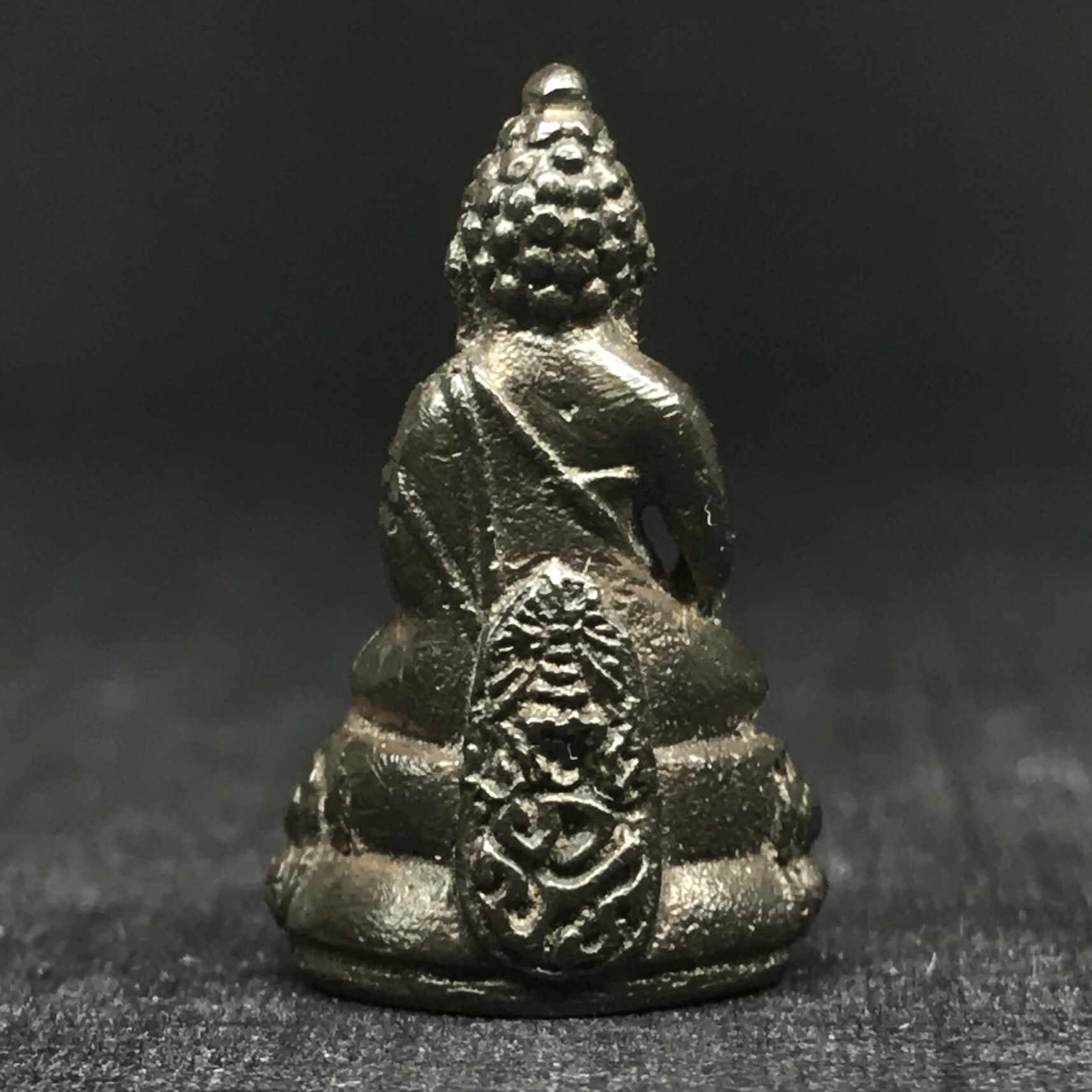 พระชัยวัฒน์ ภปร. ธรรมศาสตร์ 50ปี เนื้อนวโลหะ(ในหลวงรัชกาลที่9 เสด็จเททอง)(หายาก)(1ใน2142องค์)