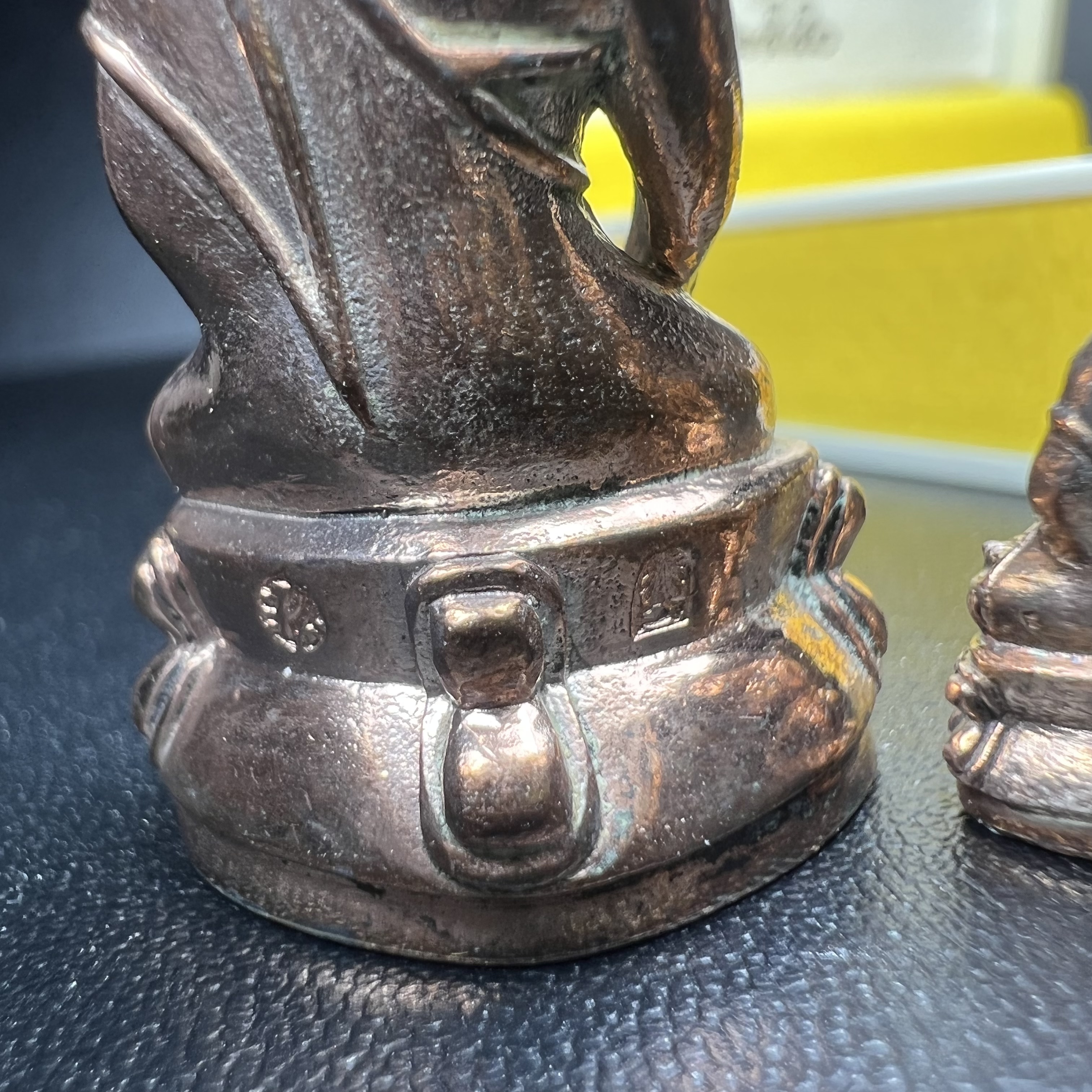 พระกริ่ง-พระชัยวัฒน์ ภ.ป.ร. มหามงคลทรงเจริญพระชนมพรรษา 80 พรรษาและ 90 ปี แห่งการสถาปนาจุฬาลงกรณ์มหาวิทยาลัย พิธีพุทธาภิเษก ณ วัดบวรนิเวศวิหาร ปี2550 เนื้อนวโลหะ(ทองชนวนพระกริ่งเป้งย้ง หลวงปู่โต๊ะวัดประดู่ฉิมพลี ทองชนวนกริ่งรุ่นเก่าที่สำคัญของวัดบวร)