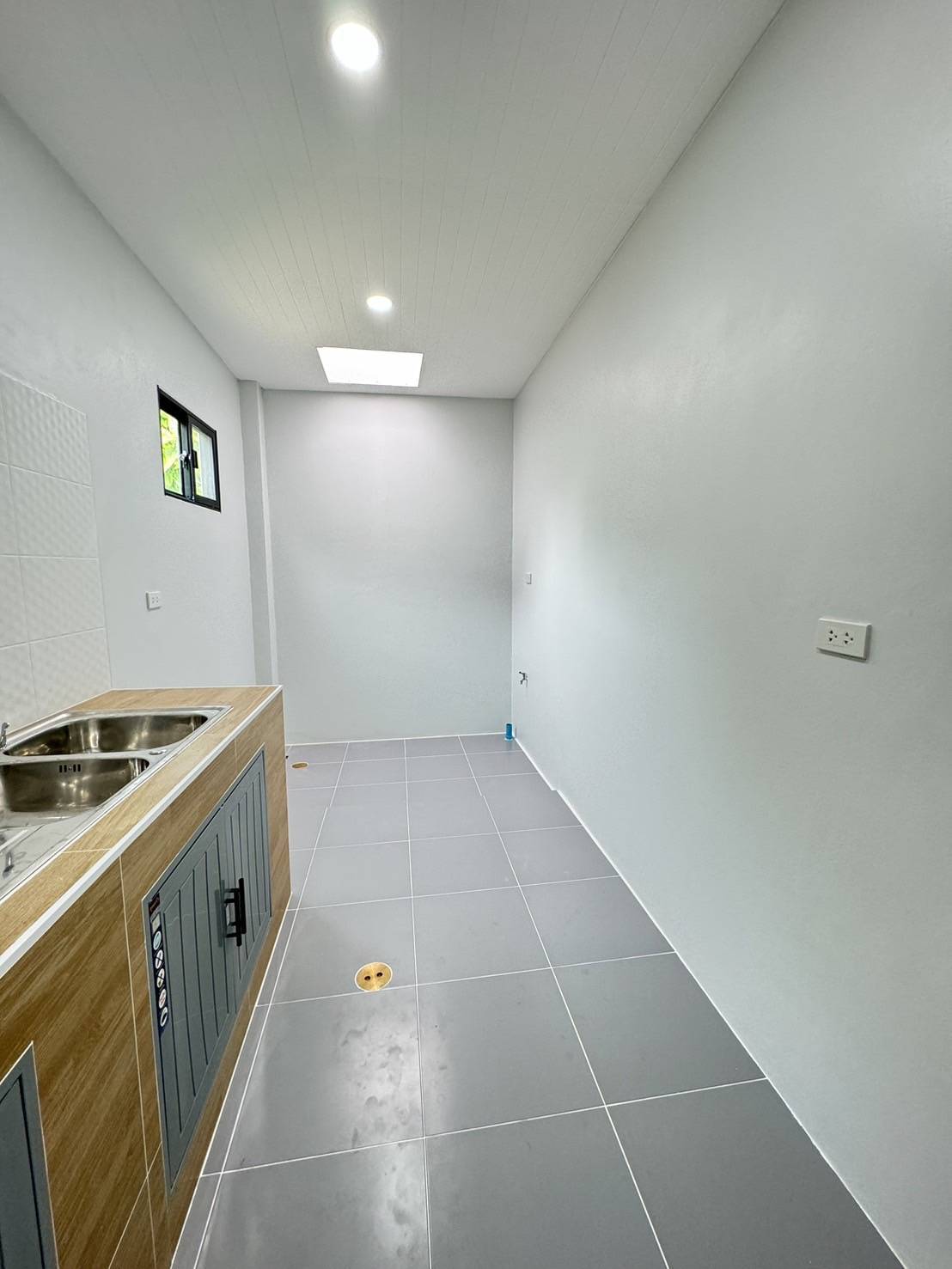 For Sales : Ratsada, One-Story Town House, 2 Bedrooms 2 Bathrooms