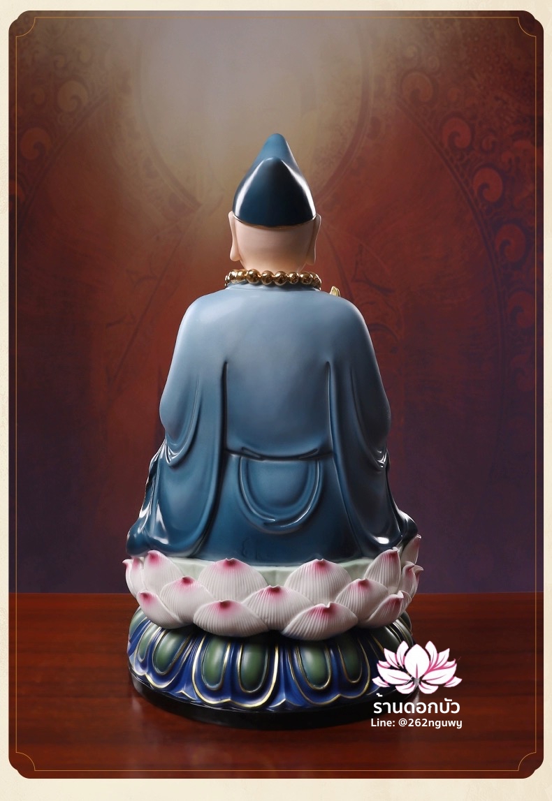 พระอรหันต์จี้กง เต้าจี้ฉานซือ ประทับนั่งบนดอกบัว งานกระเบื้องฮกเกี้ยน สีคราม ขนาด 12/16 นิ้ว