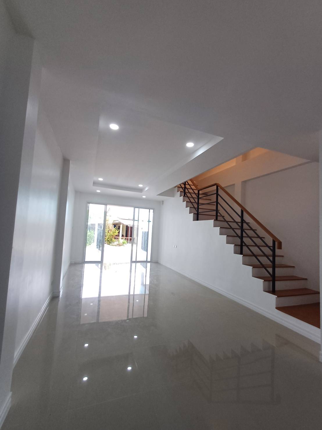For Sale : Pakhlok, 2-story townhouse Minimal Classic style, 3 bedrooms 3 bathroom