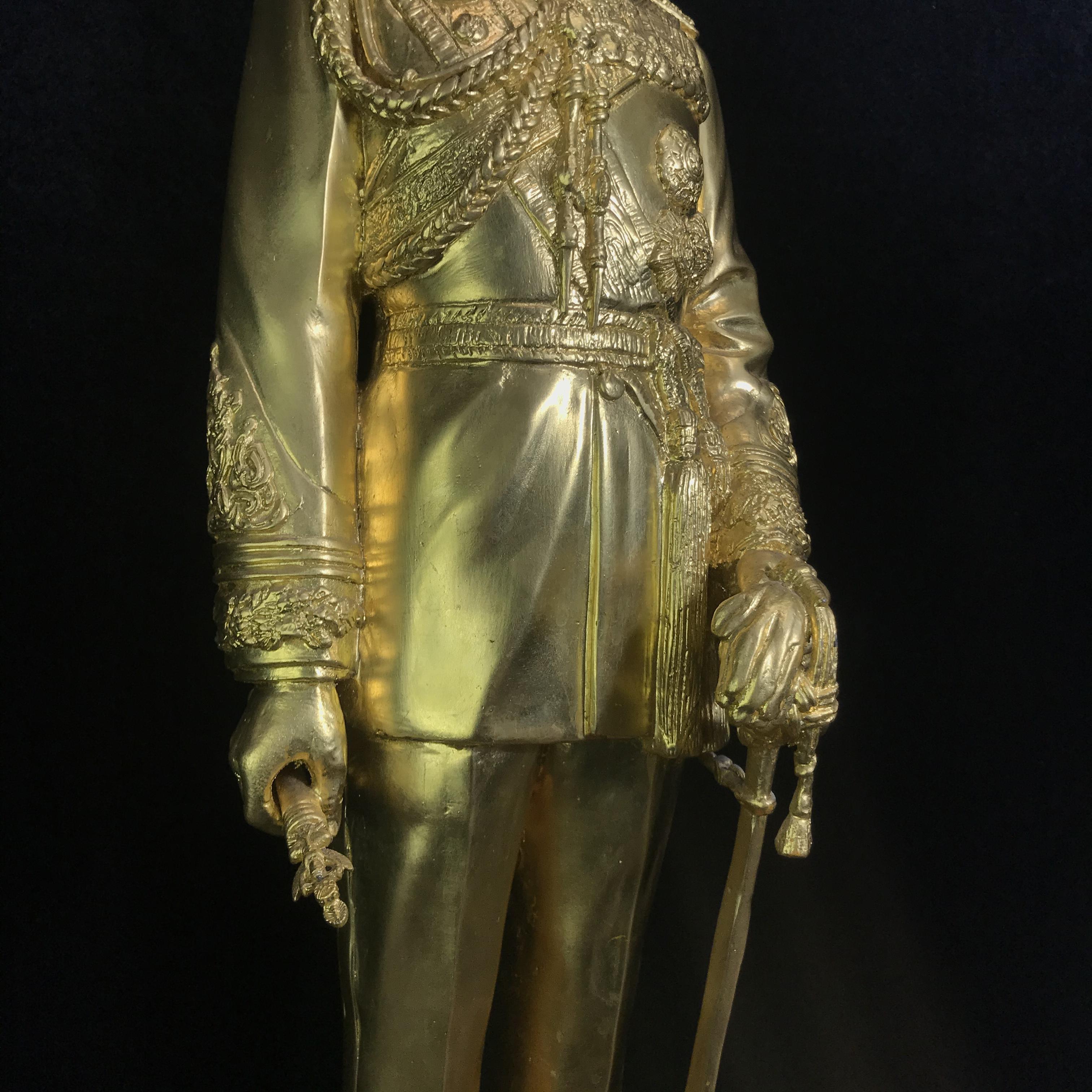 พระบรมรูปหล่อในหลวงรัชการที่ 9 โดยพระบรมราชานุญาต ที่ระลึกโครงการจัดสร้างโรงพยาบาลราชพิพัฒน์ ในมหามงคลวโรกาสพระราชพิธีกาญจนาภิเษก ทรงครองสิริราชสมบัติครบ 50 ปี พ.ศ.2539 (พิธีใหญ่ปลุกเสกวัดพระแก้ว)