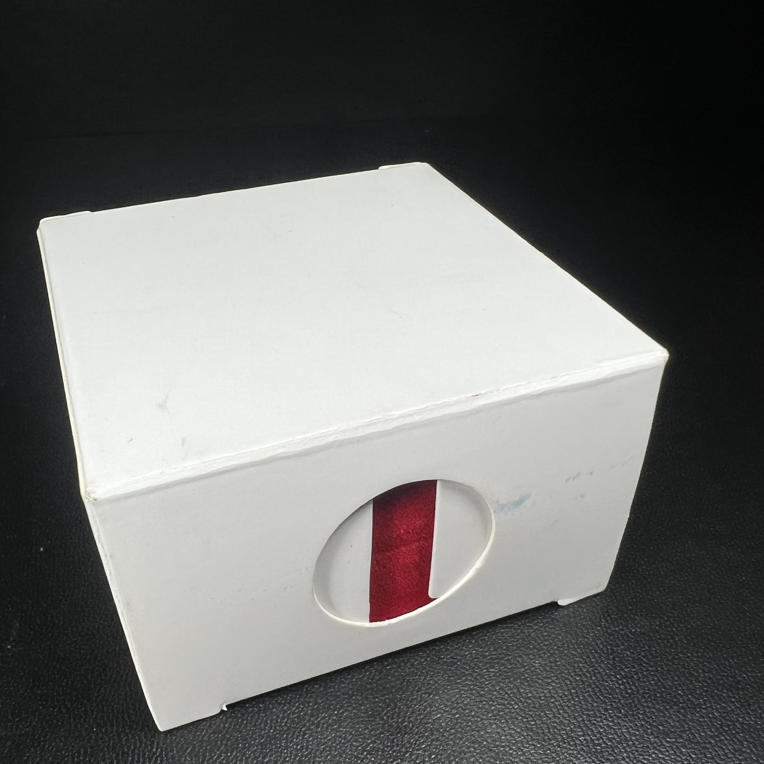 พระพุทธโสธร รุ่นอุดมโชคโภคทรัพย์ ปี 2550 เนื้อทองคำ พิมพ์จิ๋ว วัดโสธรวรารามวรวิหาร จ.ฉะเชิงเทรา (สภาพ สวย ซีนซองเดิม กล่องบบรรจุเดิมครบสมบูรณ์)