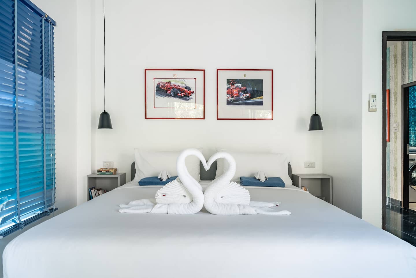 For Sale : Patong Private Pool Villa, 4 bedrooms 4 Bathrooms, Sea view.