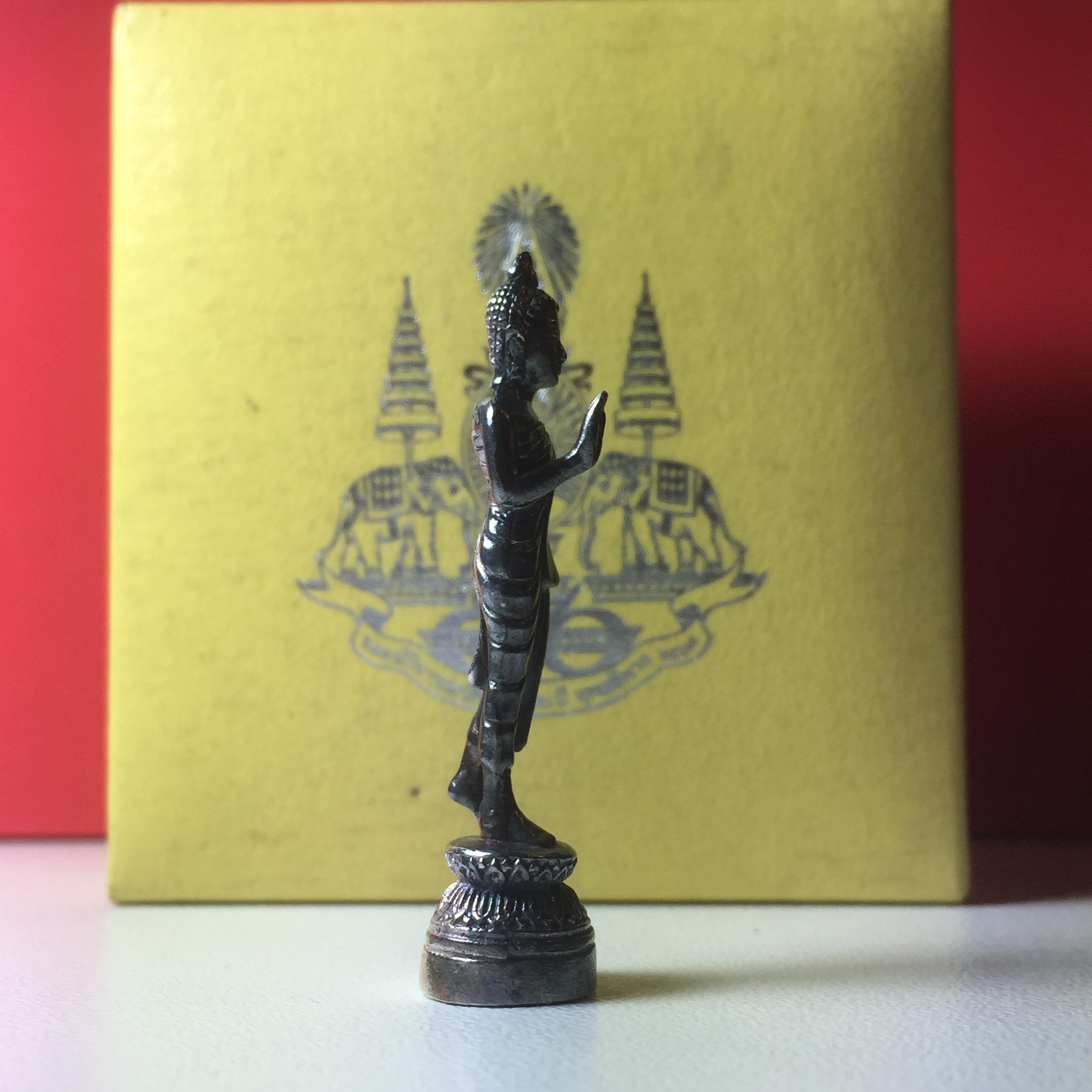 พระพุทธอภัยมงคลสมังคี ลอยองค์เนื้อเงิน ตราสัญลักษณ์ครองราช50ปี