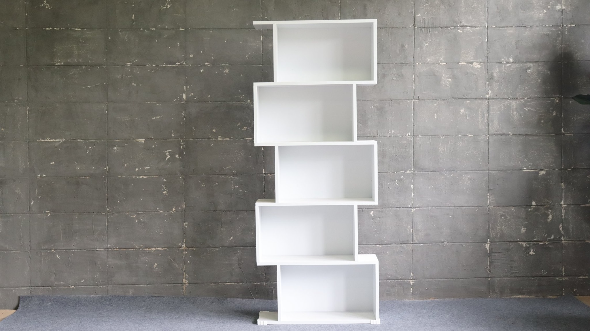 ชั้นวางของดีไซน์ซิกแซก 5 ชั้น