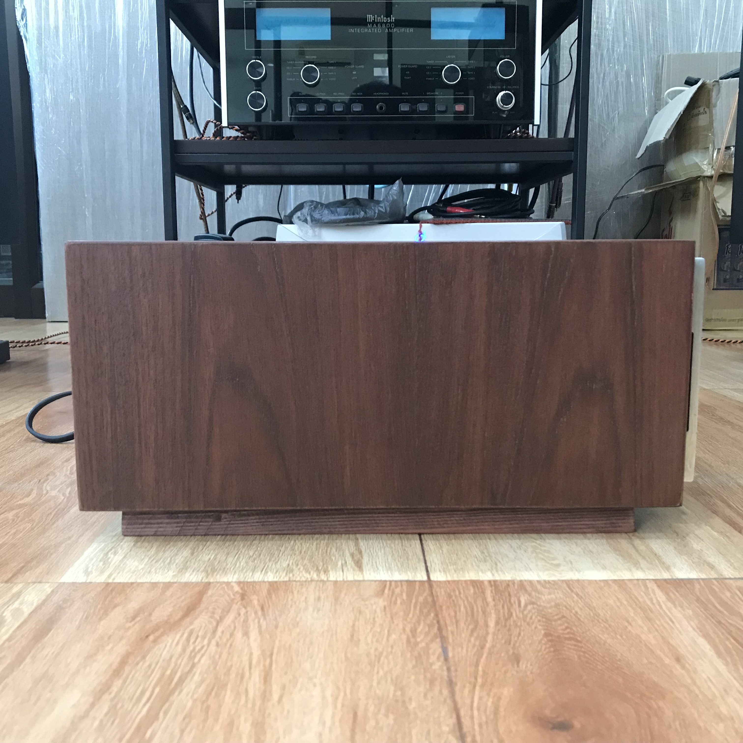 Pre Amp ยี่ห้อ Mcintosh รุ่น C29 (Made in USA) ไฟ 220Volts