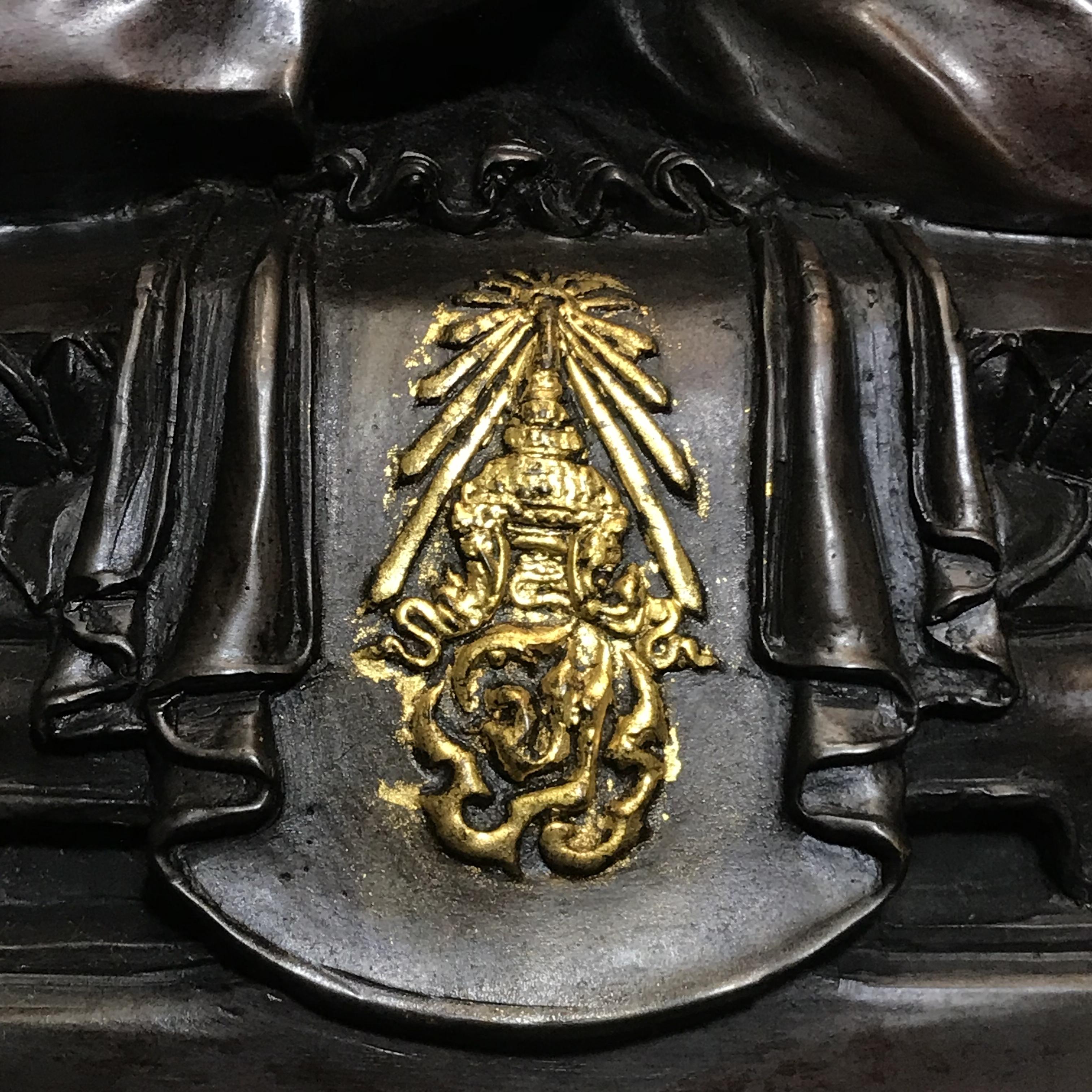 พระพุทธสิทธัตถศาสดา 100 ปี กรมบัญชีกลาง พ.ศ.2533(รุ่นแรก) เนื้อโลหะสำริด รมมันปู หน้าตัก 5.9 นิ้ว (พิธีใหญ่ ศิลป์สวย หายาก)