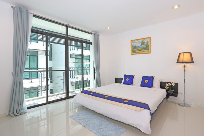 Kamala beach For Sale/Rent : Pool View 2bed room modern linear clean line style condominium