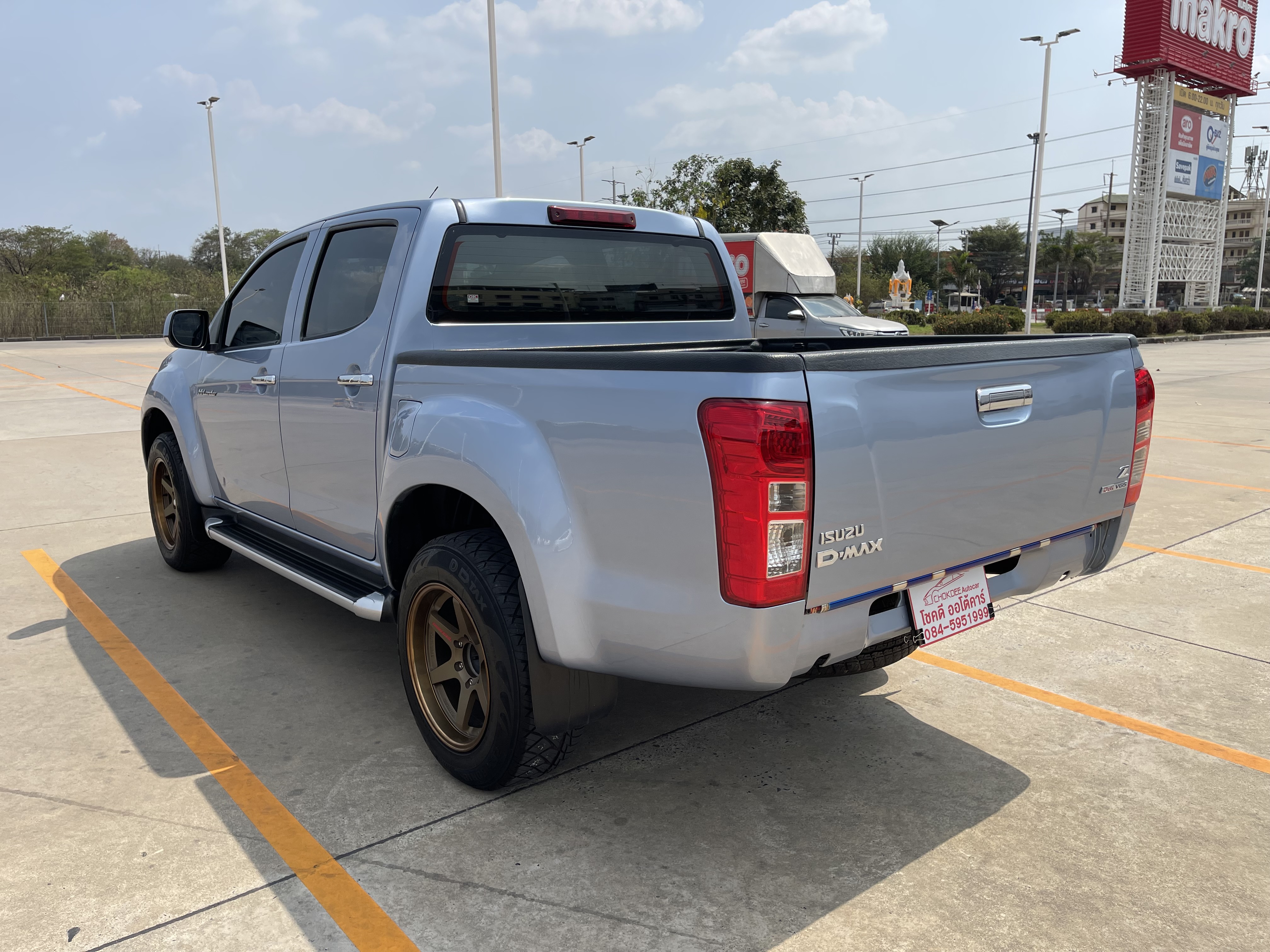 Isuzu Dmax All New 4ประตู Hilander 2.5 Vgs Z 2015 ฟ้า