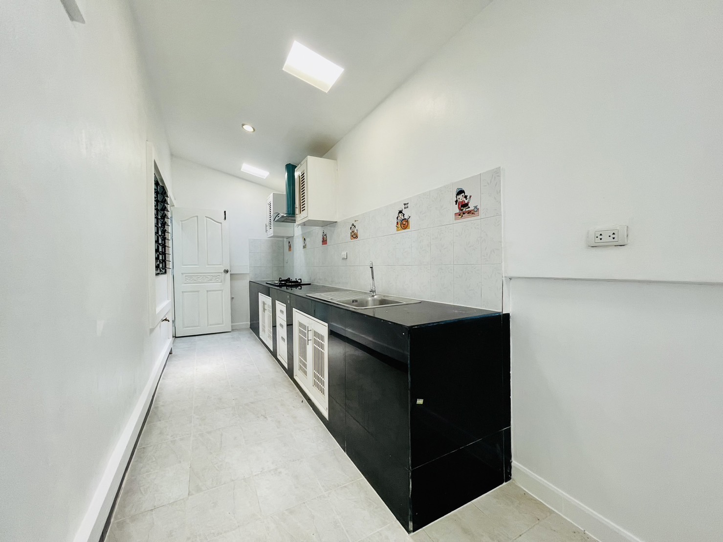 For Sales : Kohkeaw, Town Home @Chaofa Garden Home, 3 Bedrooms 2 Bathrooms