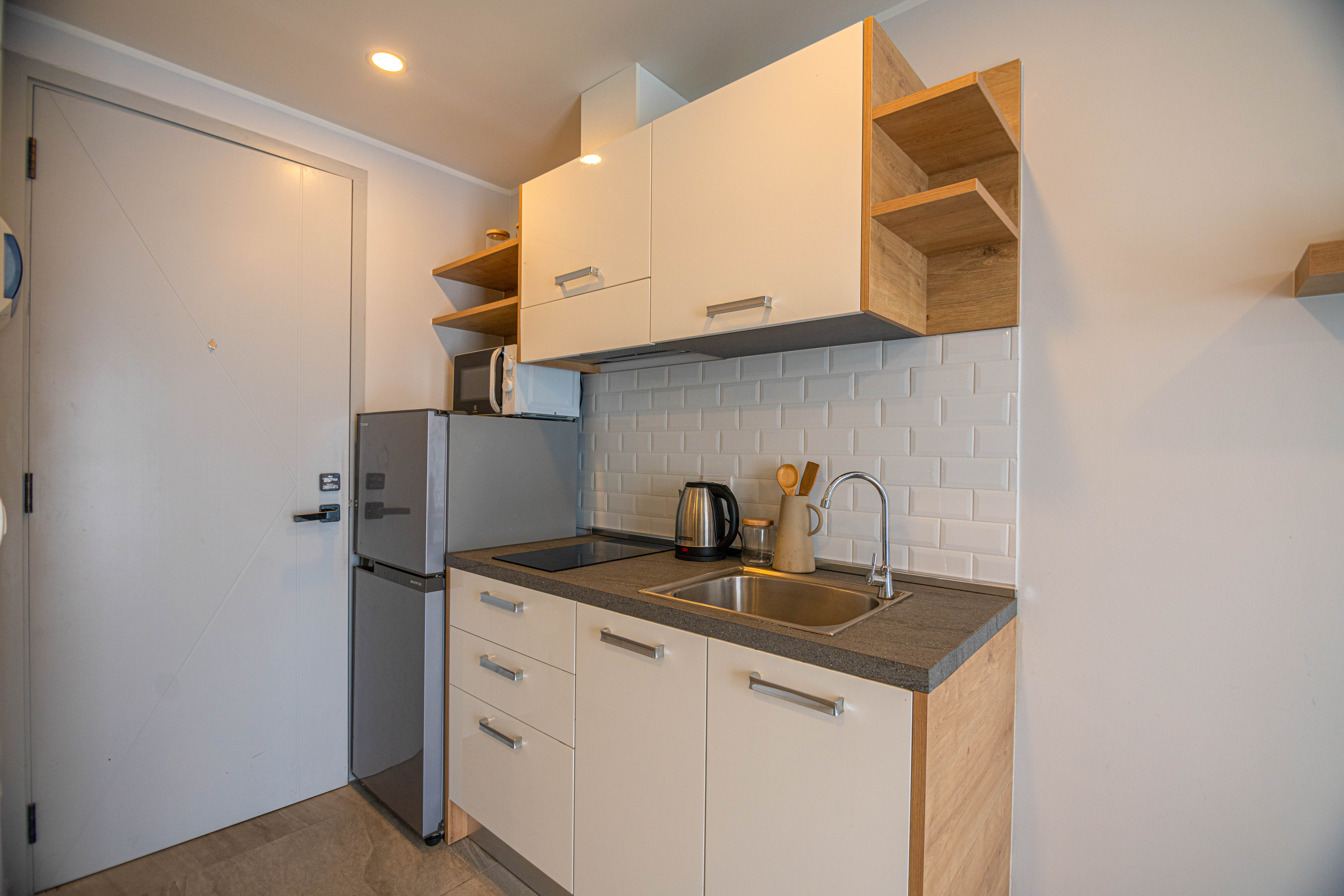 For Rent : Condo in Chalong area III, 2 Bedroom 2 Bathroom, 5th flr.