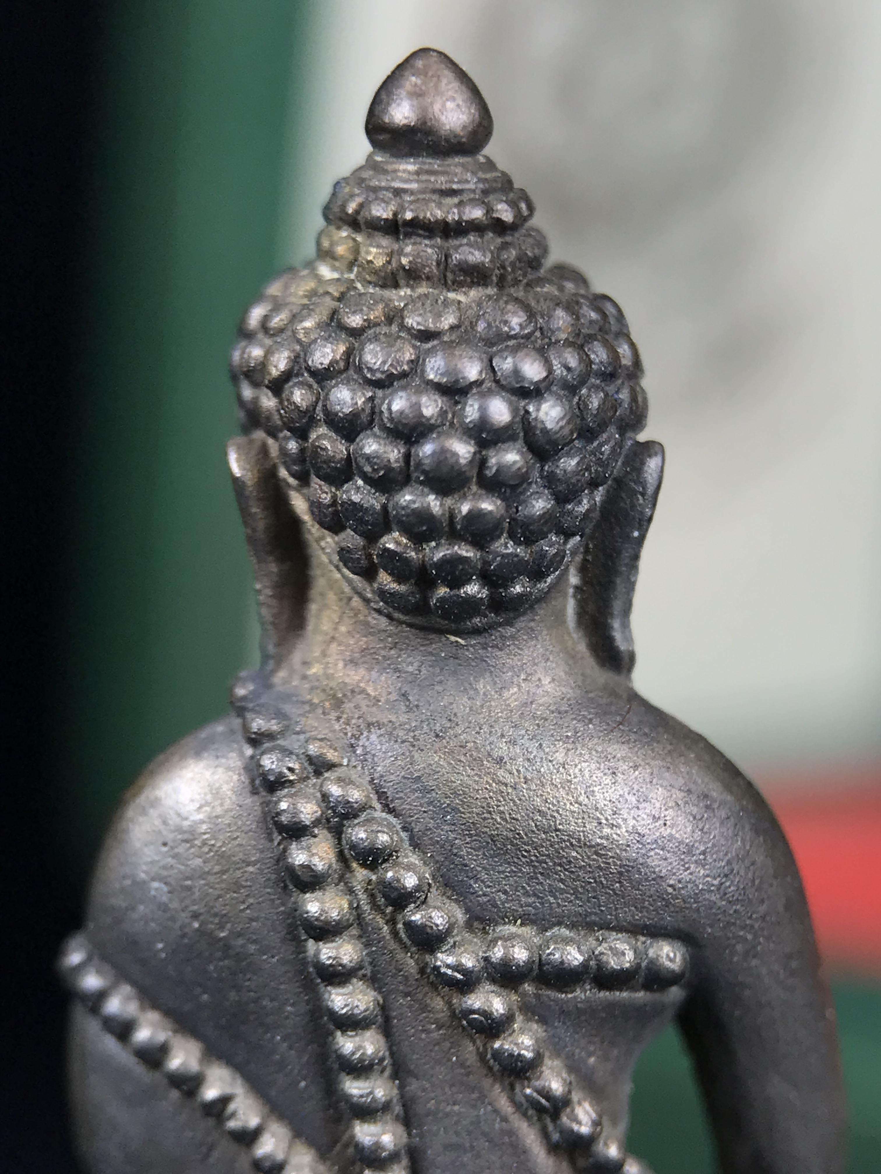 พระกริ่งวาสนา สมเด็จพระสังฆราช(วาสน์)วัดราชบพิธฯ ปี 2531 เนื้อนวโลหะ สร้างเป็นที่ระลึกในคราวที่สมเด็จพระอริยวงศาคตญาณ สมเด็จพระสังฆราช(วาสน์ วาสโน)มีพระชนมายุครบ90พรรษา(ในหลวง ร.9 เสด็จในพิธี)งานแกะแม่พิมพ์โดย นายช่างเกษม มงคลเจริญ)(1ใน1991องค์)