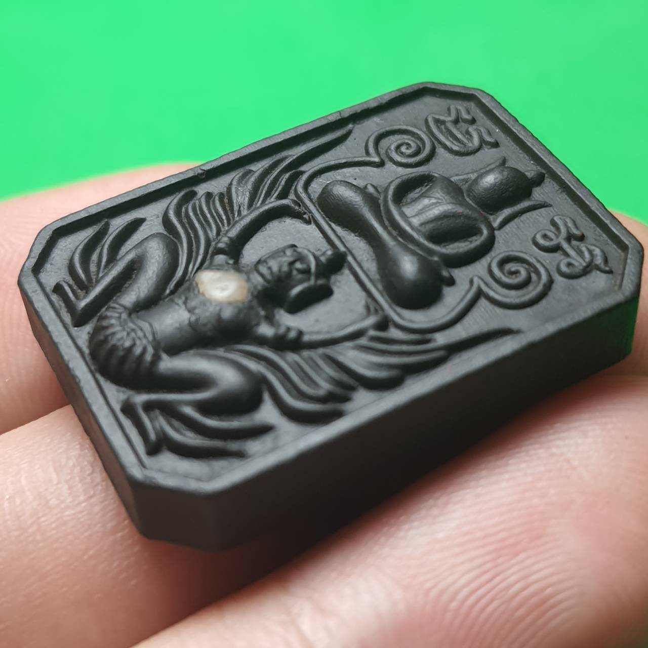 พระเครื่อง หลวงพ่อปาน สีดำ เลี่ยมกรอบ รุ่น กฤษฎาภินิหาร อำนาจ เมตตา แคล้วคลาด ไม่จน พระหลวงพ่อปาน พระแท้ หลวงพ่อปาน