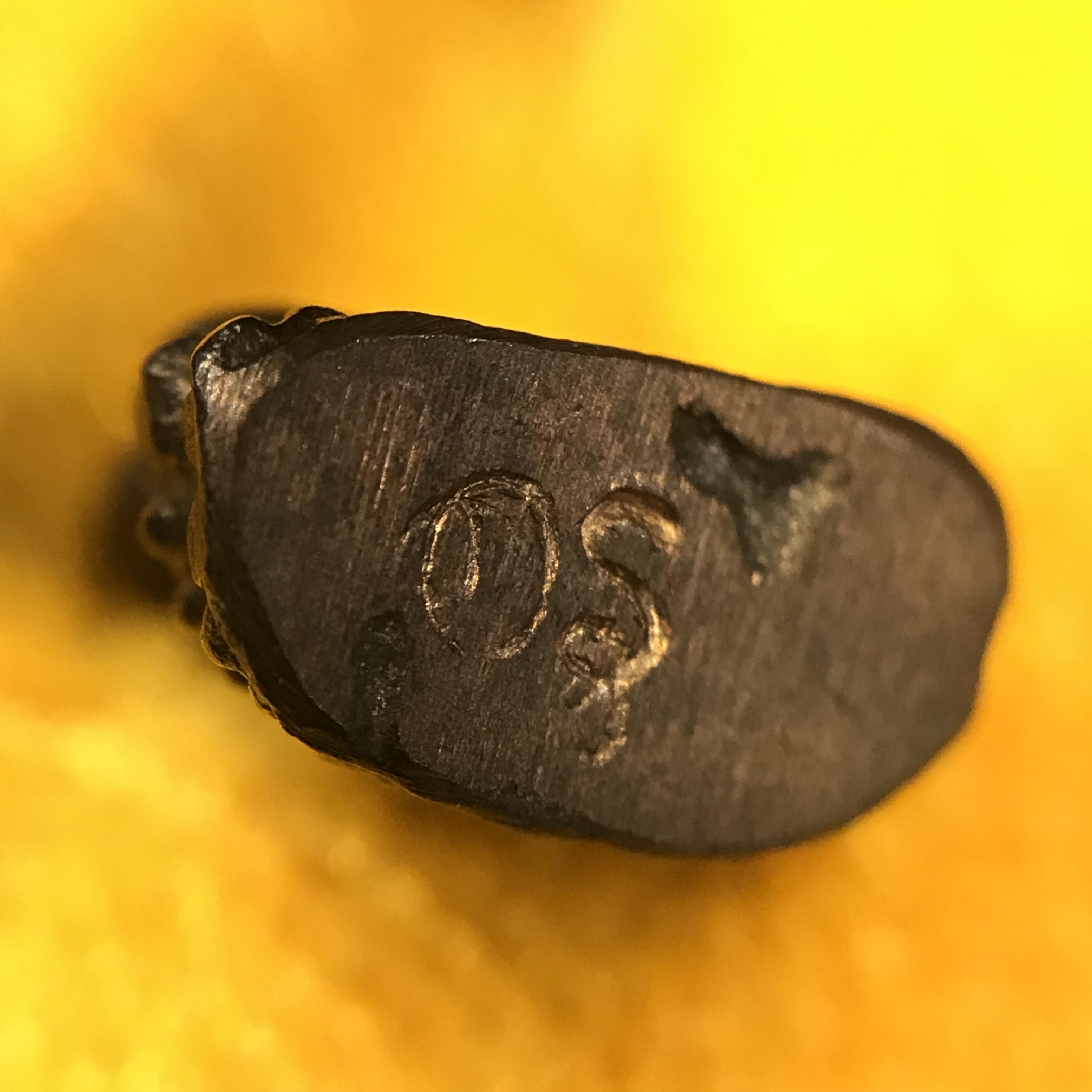 พระชัยวัฒน์อมรโมลี สมเด็จพระวันรัต (จุนท์ พรหมคตโต) วัดบวรนิเวศฯ เนื้อนวโลหะ ปี๒๕๓๔ สภาพสวยหายาก!!!(ตอกโค๊ด)