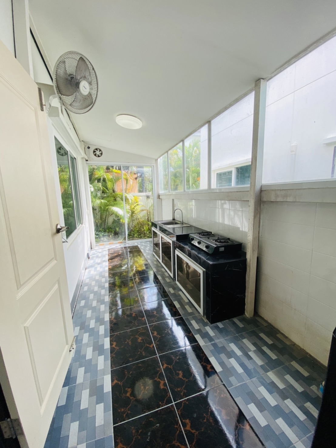 For Rent : Kohkaew, 2-story detached house, 3 Bedrooms 2 Bathrooms