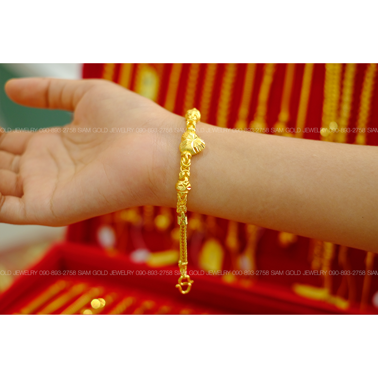สร้อยข้อมือ สี่เสาคั่นโอ่งและจี้หัวใจ 2 บาท รหัส 979