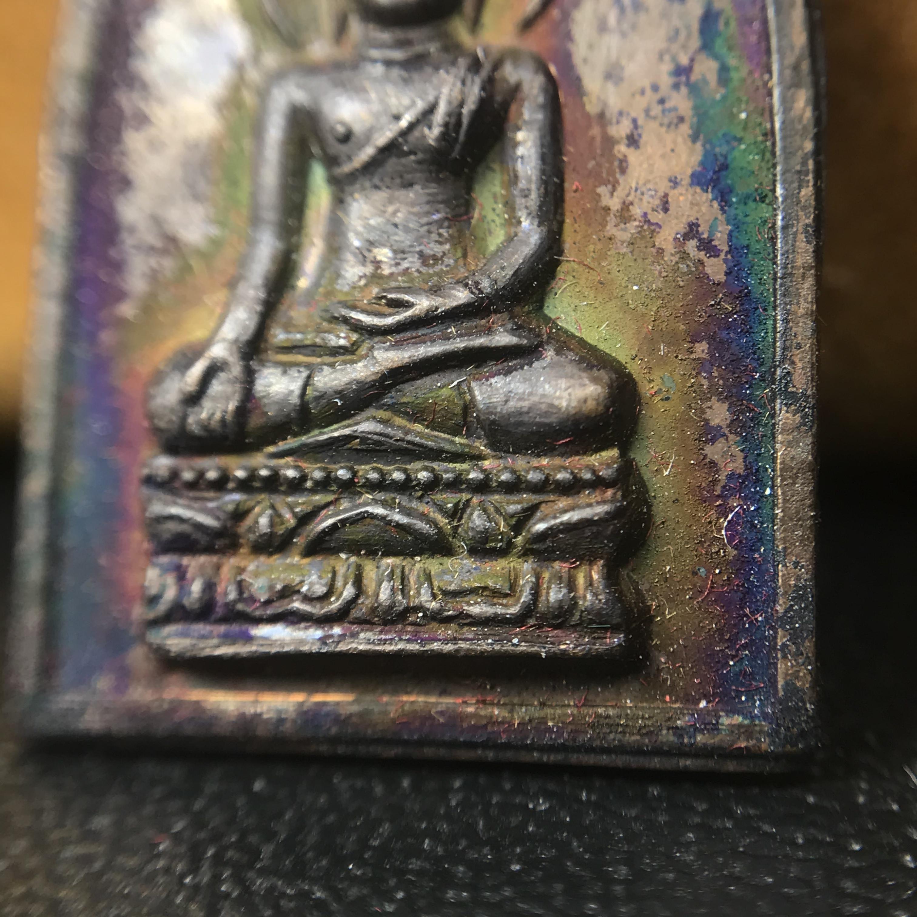 ชุดพระกริ่งไพรีพินาศ(รุ่นแรก สมเด็จพระญาณสังวร) เนื่องในพระบรมราชวโรกาสพระบาทสมเด็จพระเจ้าอยู่หัวรัชกาลที่9 เสด็จพระราชดำเนิน ในงานตัดลูกนิมิตสีมาอุโบสถ วัดเพชรวราราม จ.เพชรบูรณ์ ปี ๒๕๒๐ รุ่นเขาค้อ (ชุดกรรมการ ได้รับพระราชทาน พบเจอและหายากมากในปัจจุบัน)