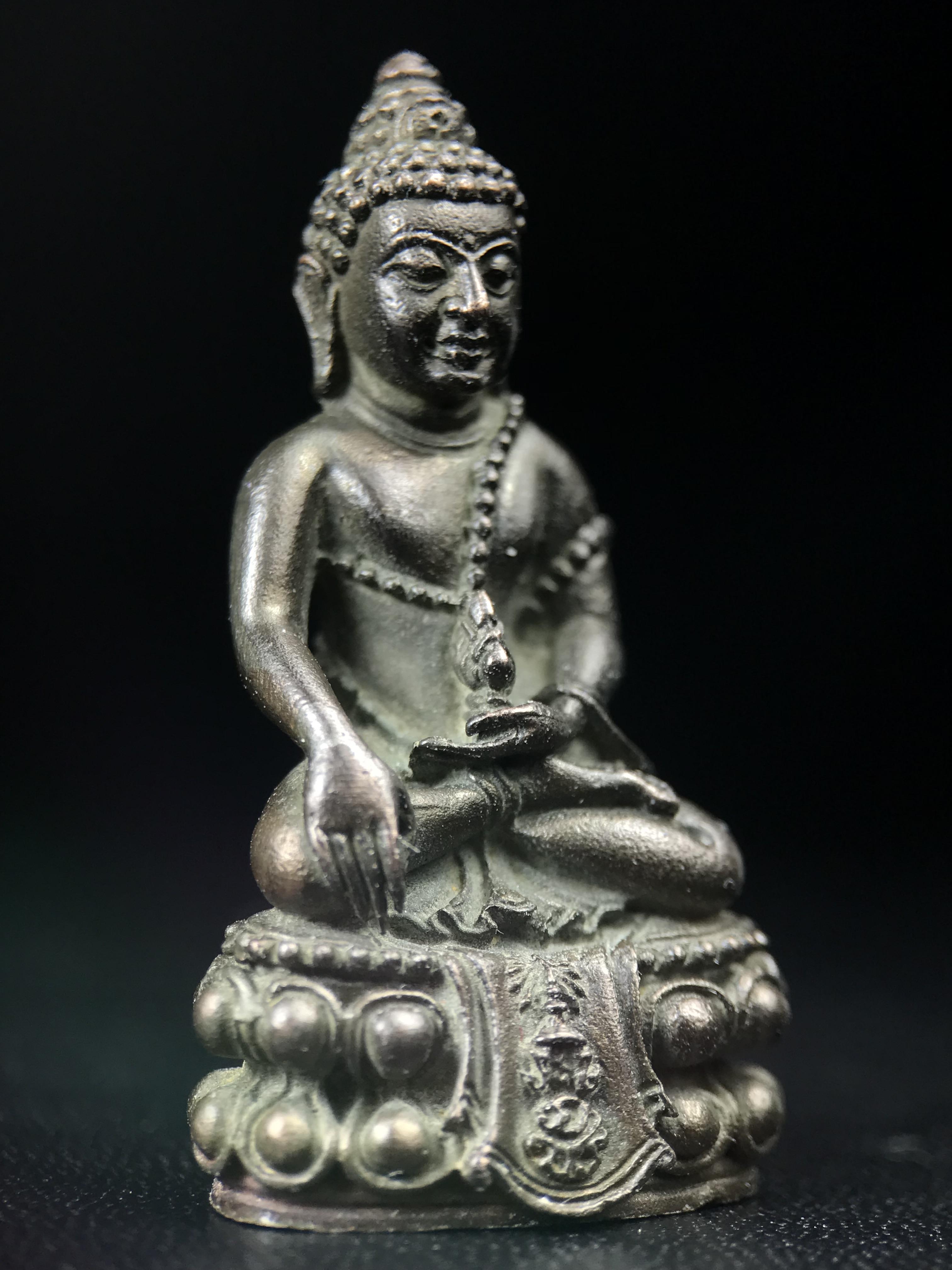 พระกริ่งศิรากาศ ภปร.(พระกริ่งคุ้มเกล้า)วัตถุมงคล"คุ้มเกล้าฯ" มูลนิธิ “คุ้มเกล้า” ในพระบรมราชูปถัมภ์ จัดสร้าง โรงพยาบาลภูมิพล เนื้อนวโลหะ(พิมพ์หน้าไทย)(ในหลวงรัชกาลที่9เสด็จเททอง)(พิธีใหญ่)(นิยม)