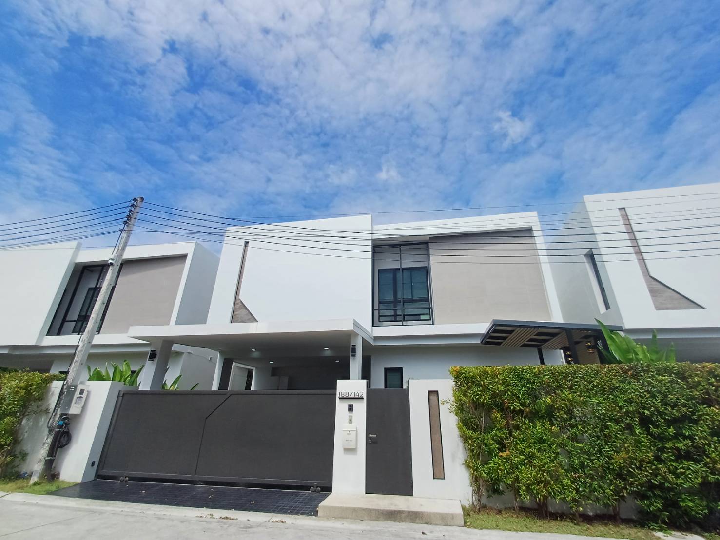 For Rent : Kohkaew, Modern style private pool villa, 4 Bedrooms 4 Bathrooms